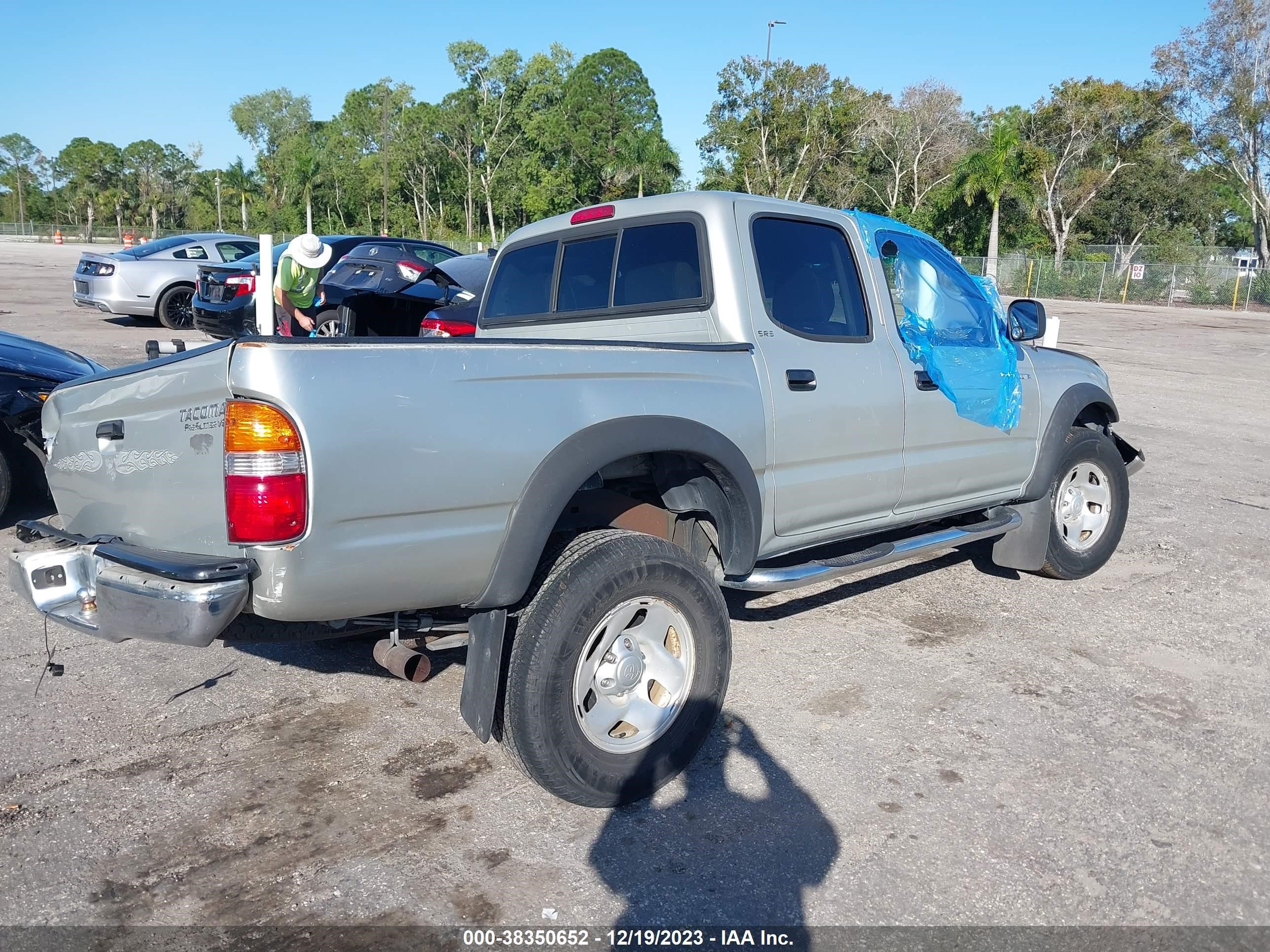 Photo 3 VIN: 5TEGN92N64Z411762 - TOYOTA TACOMA 