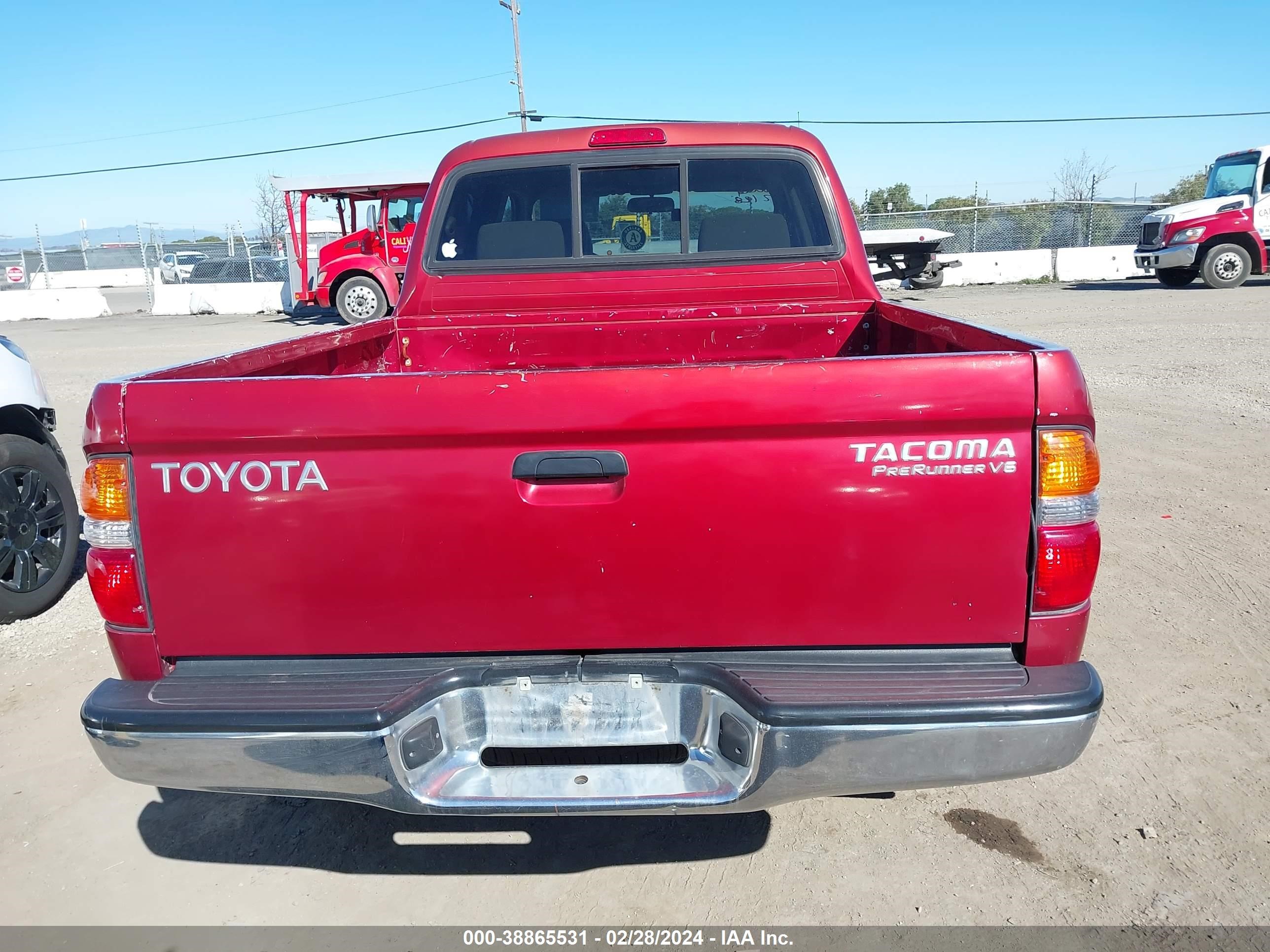 Photo 15 VIN: 5TEGN92NX2Z034012 - TOYOTA TACOMA 