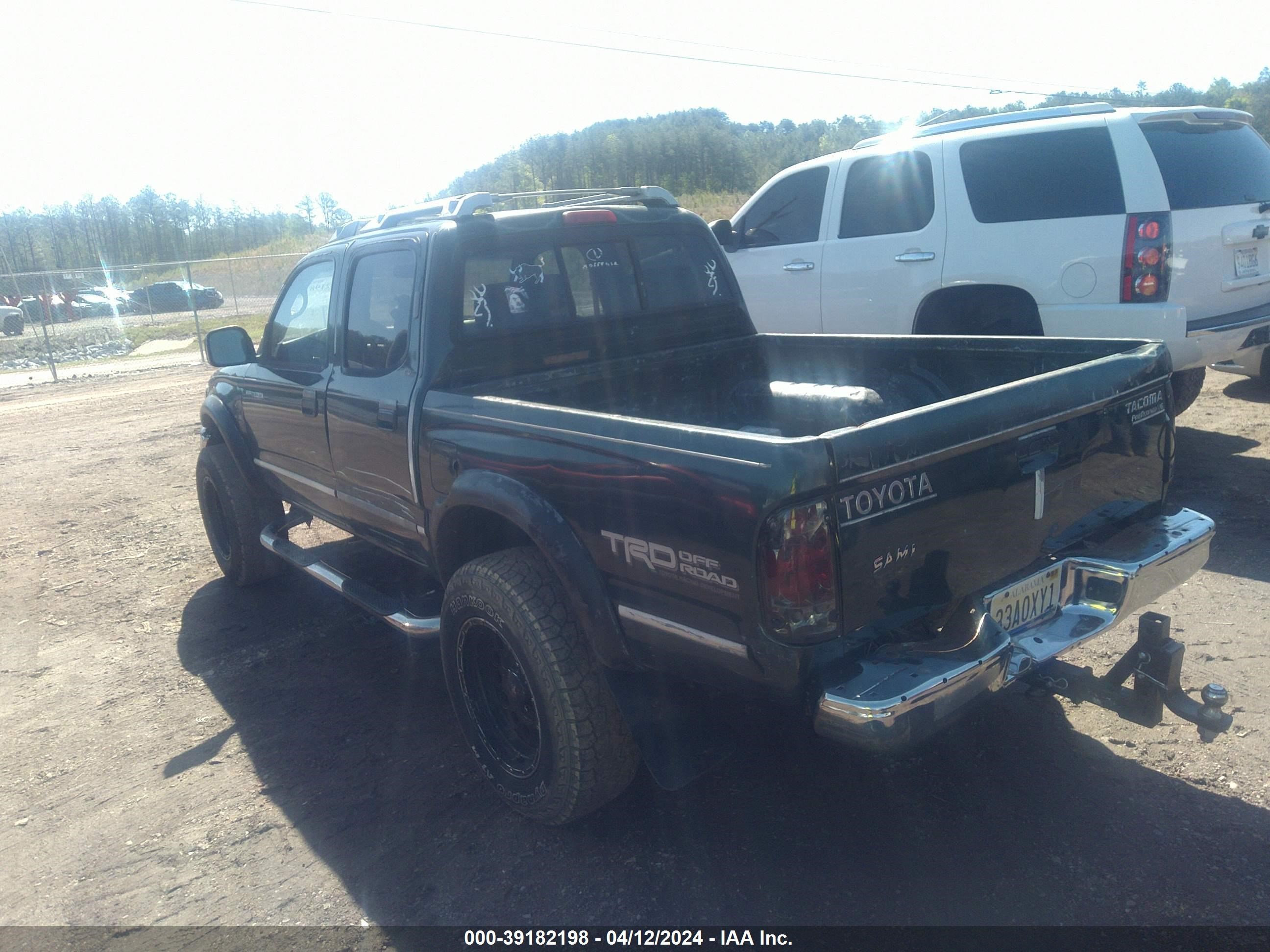 Photo 2 VIN: 5TEGN92NX2Z048167 - TOYOTA TACOMA 