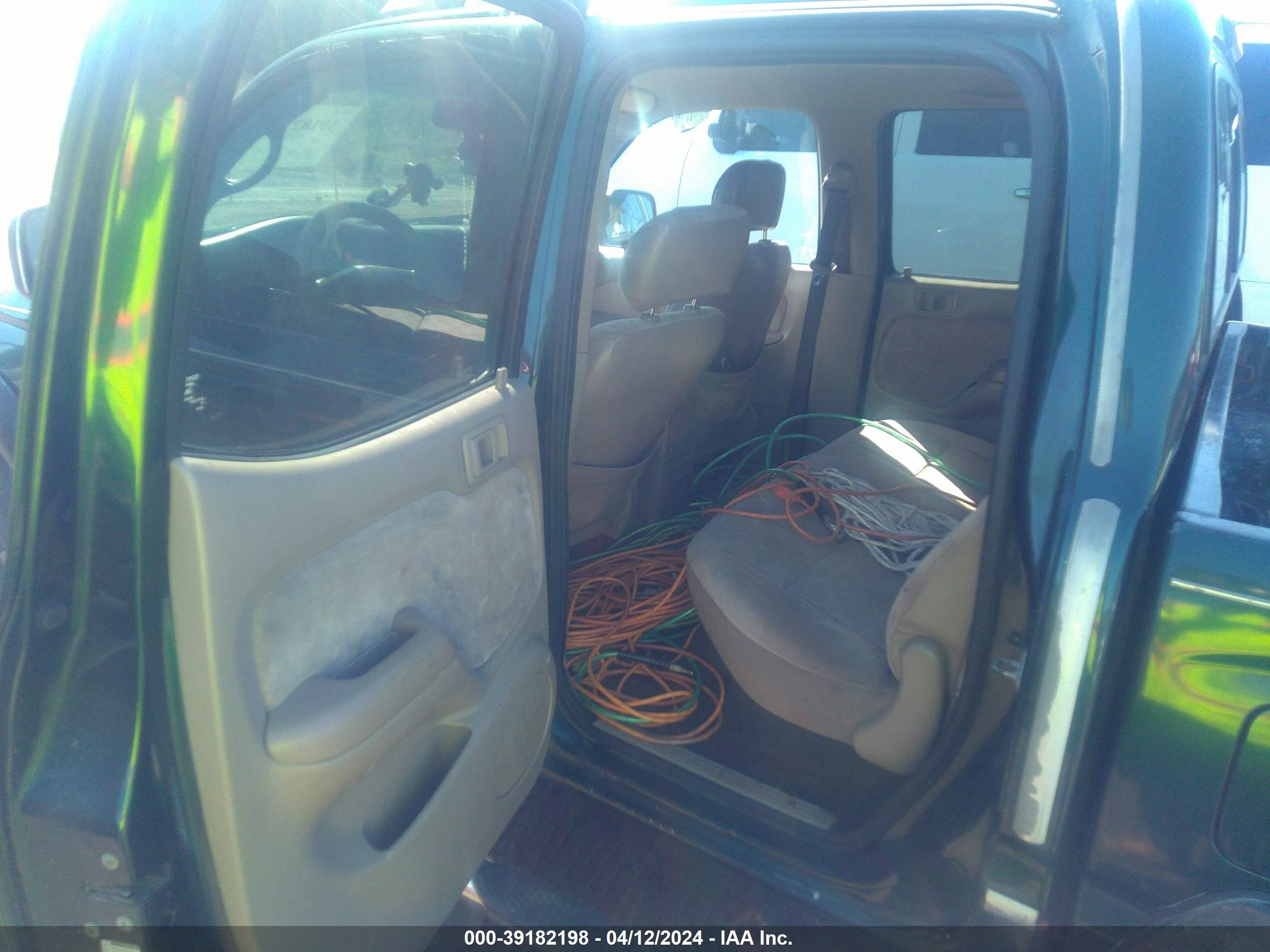 Photo 8 VIN: 5TEGN92NX2Z048167 - TOYOTA TACOMA 