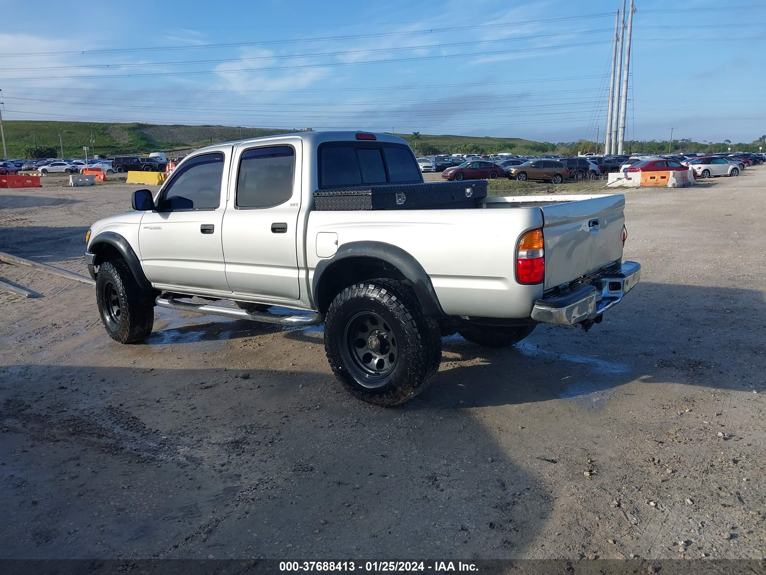 Photo 2 VIN: 5TEGN92NX2Z090225 - TOYOTA TACOMA 