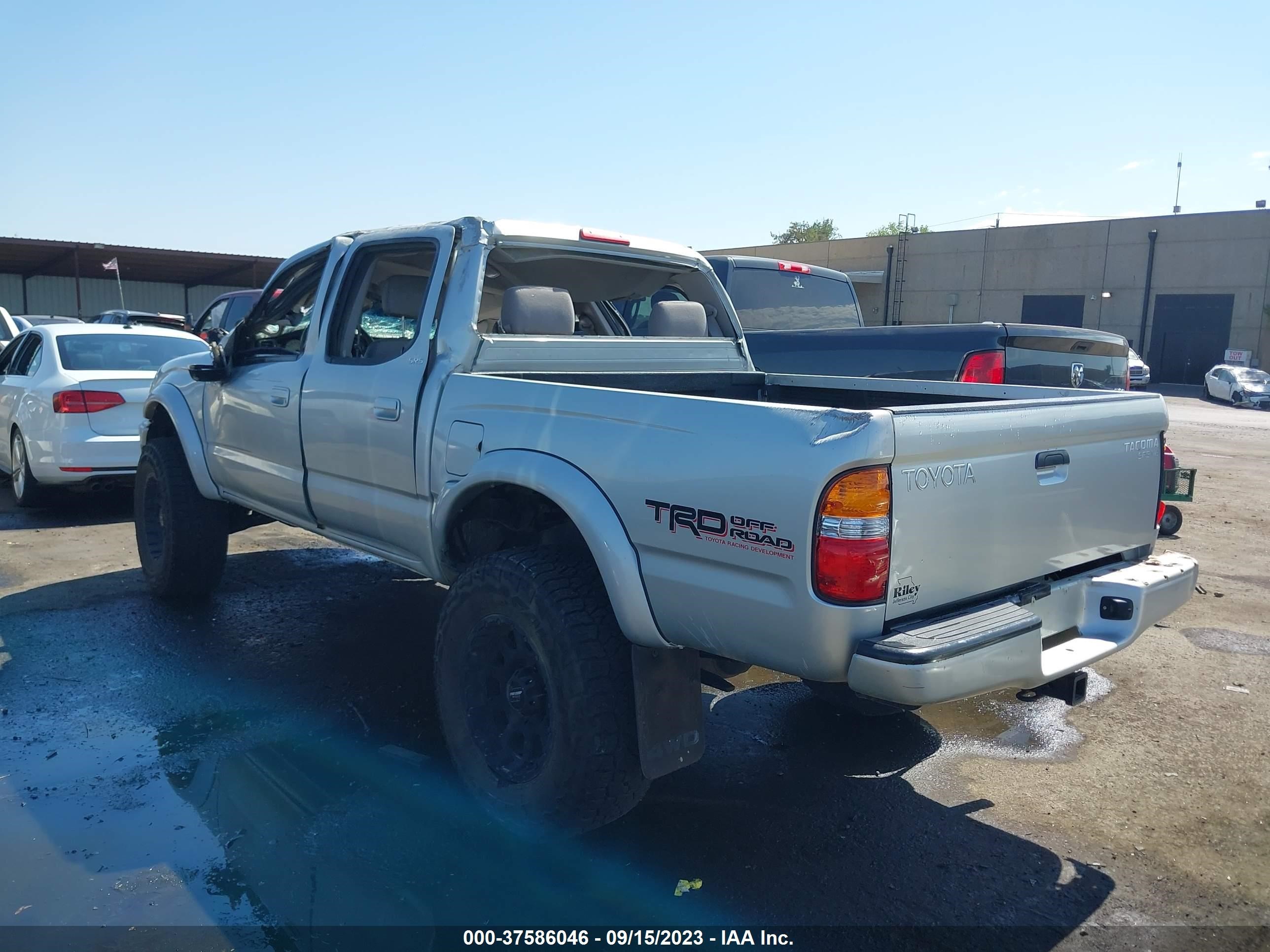 Photo 2 VIN: 5TEHN72N02Z138985 - TOYOTA TACOMA 