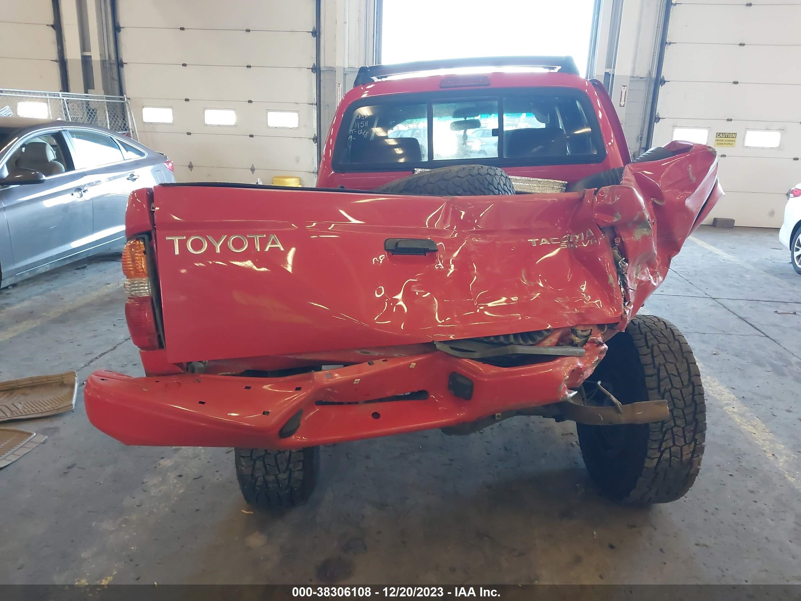 Photo 15 VIN: 5TEHN72N12Z012165 - TOYOTA TACOMA 