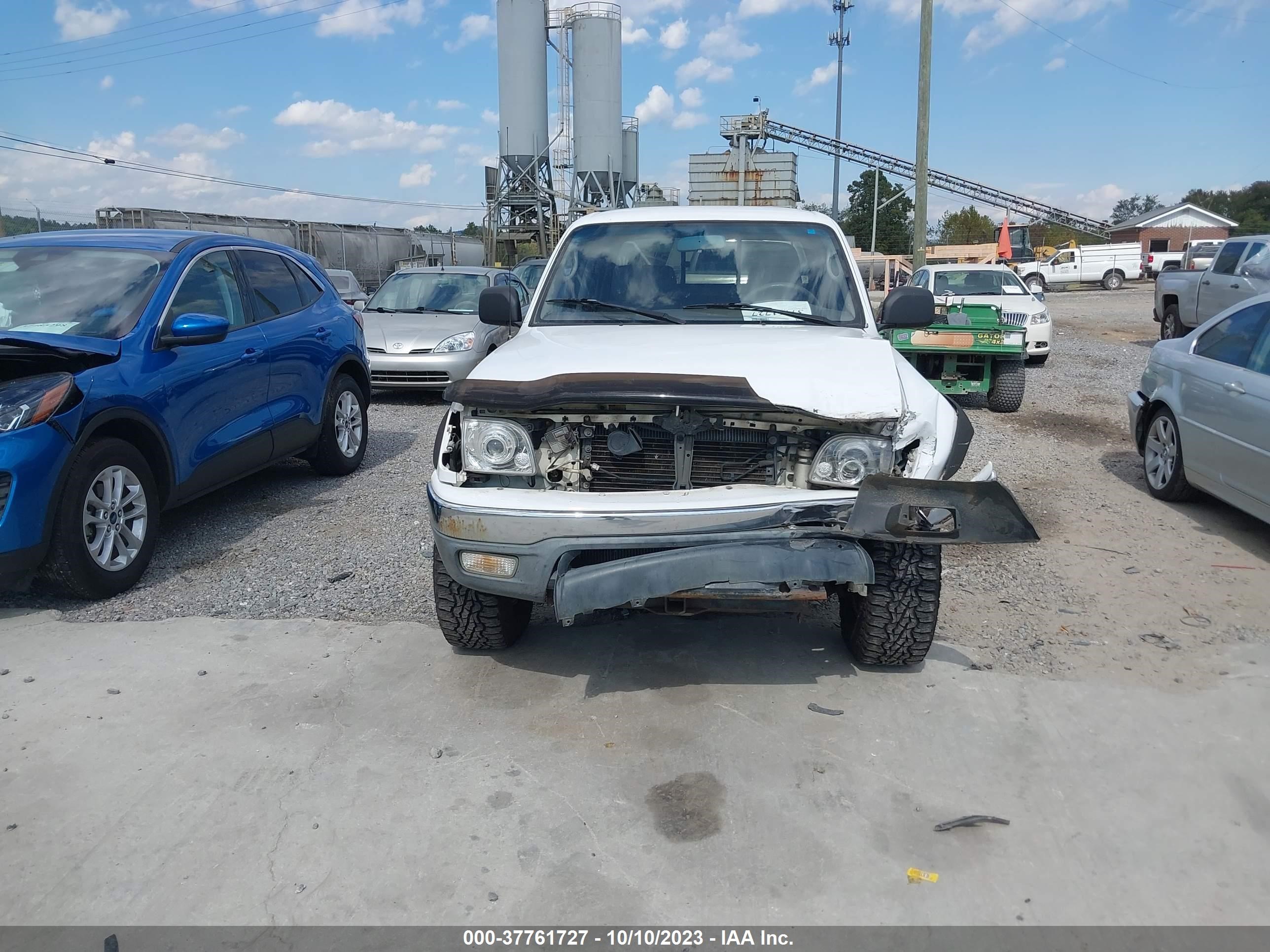 Photo 11 VIN: 5TEHN72N22Z898531 - TOYOTA TACOMA 