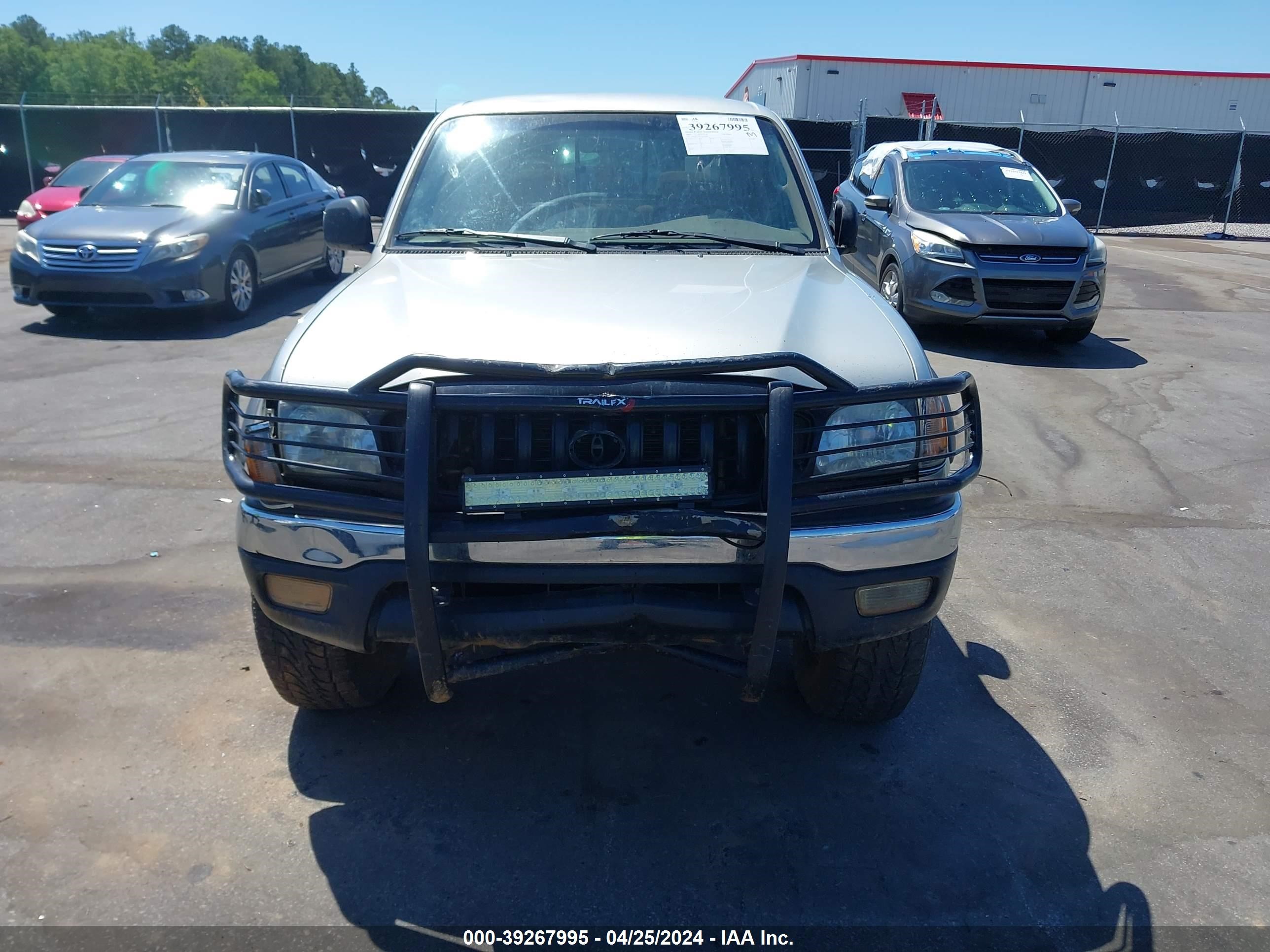 Photo 11 VIN: 5TEHN72N32Z136387 - TOYOTA TACOMA 