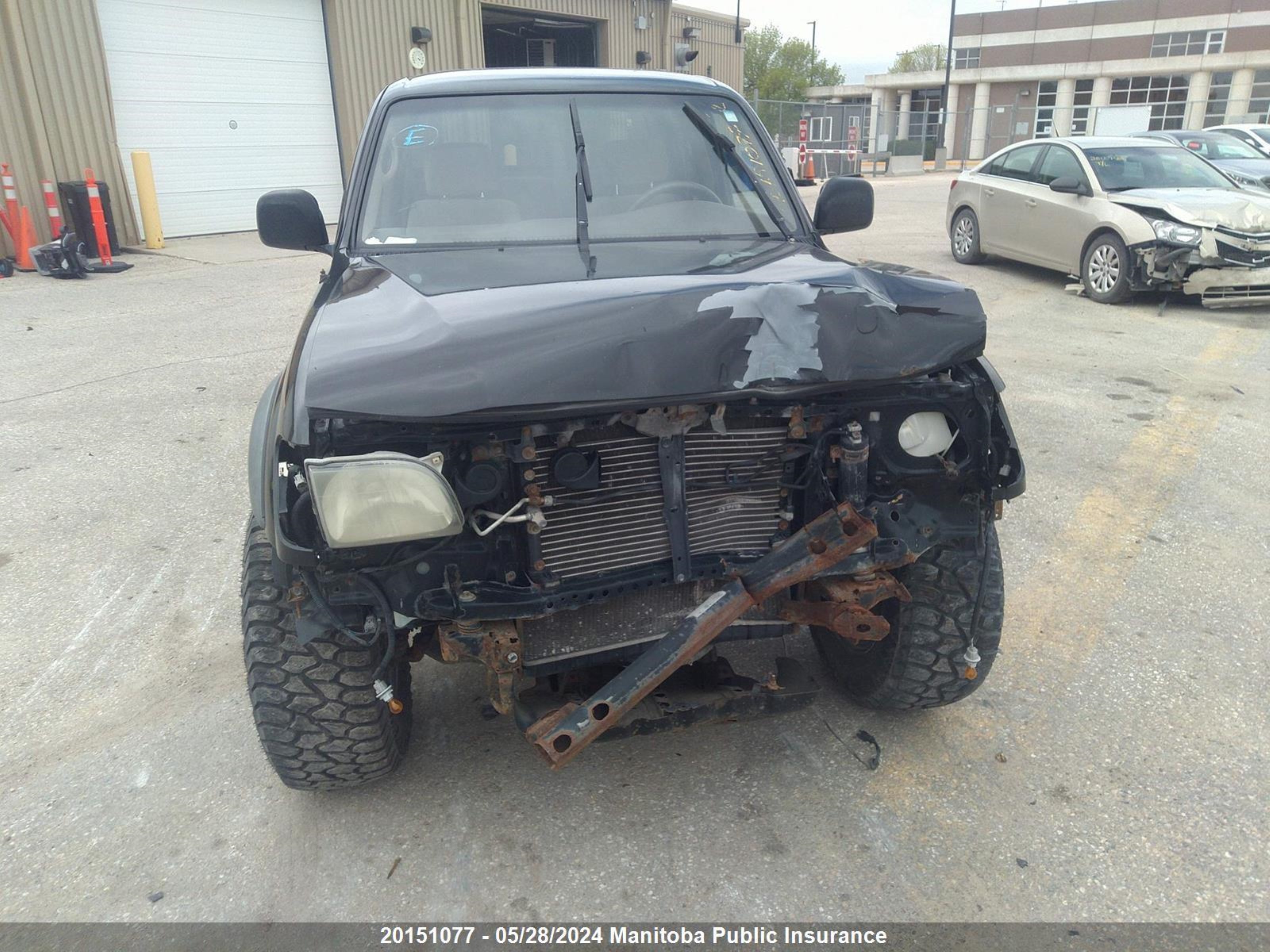 Photo 11 VIN: 5TEHN72N33Z152817 - TOYOTA NULL 