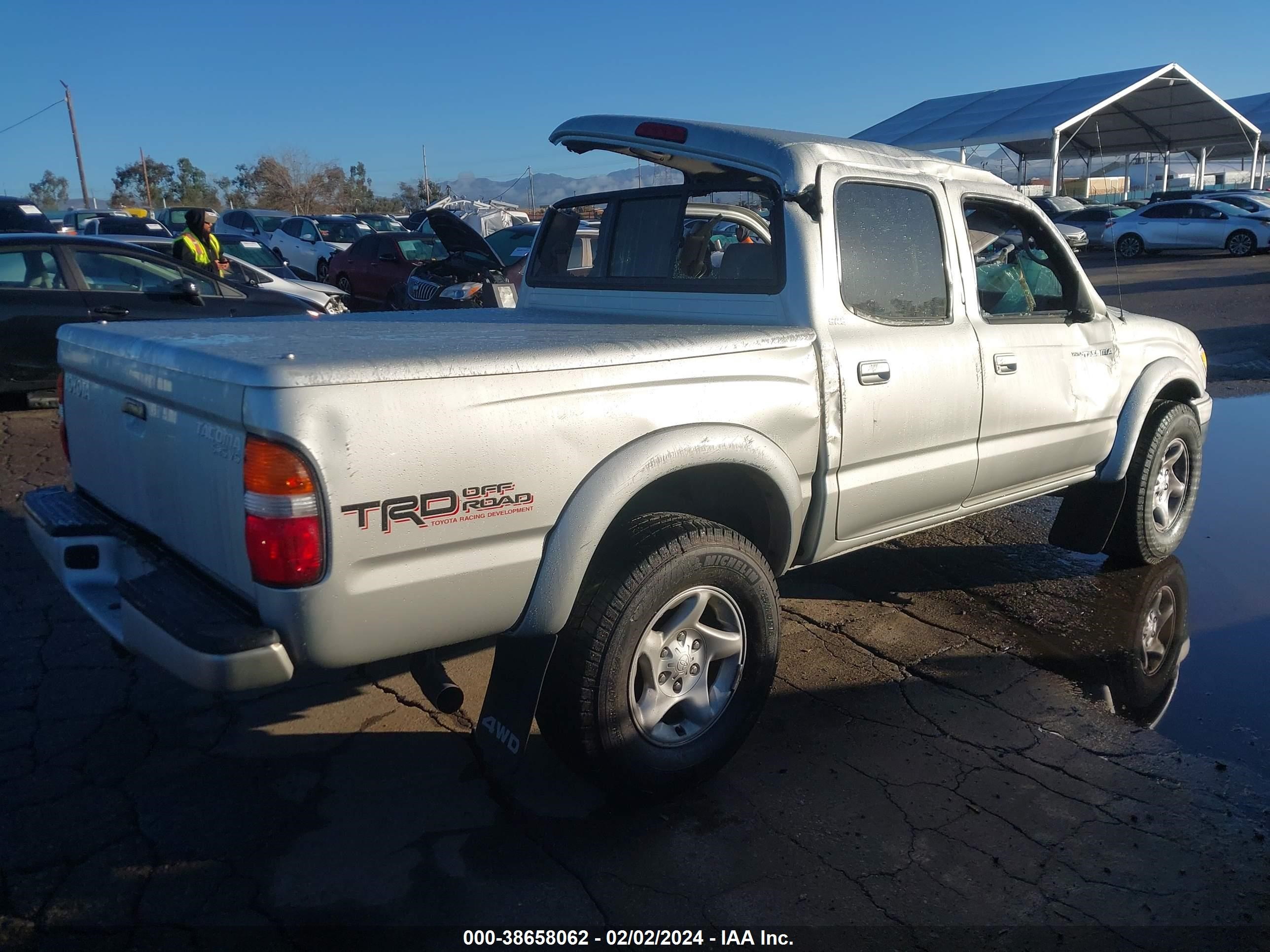 Photo 3 VIN: 5TEHN72N34Z364330 - TOYOTA TACOMA 