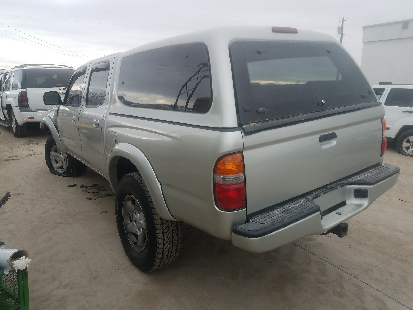 Photo 2 VIN: 5TEHN72N63Z180417 - TOYOTA TACOMA DOU 