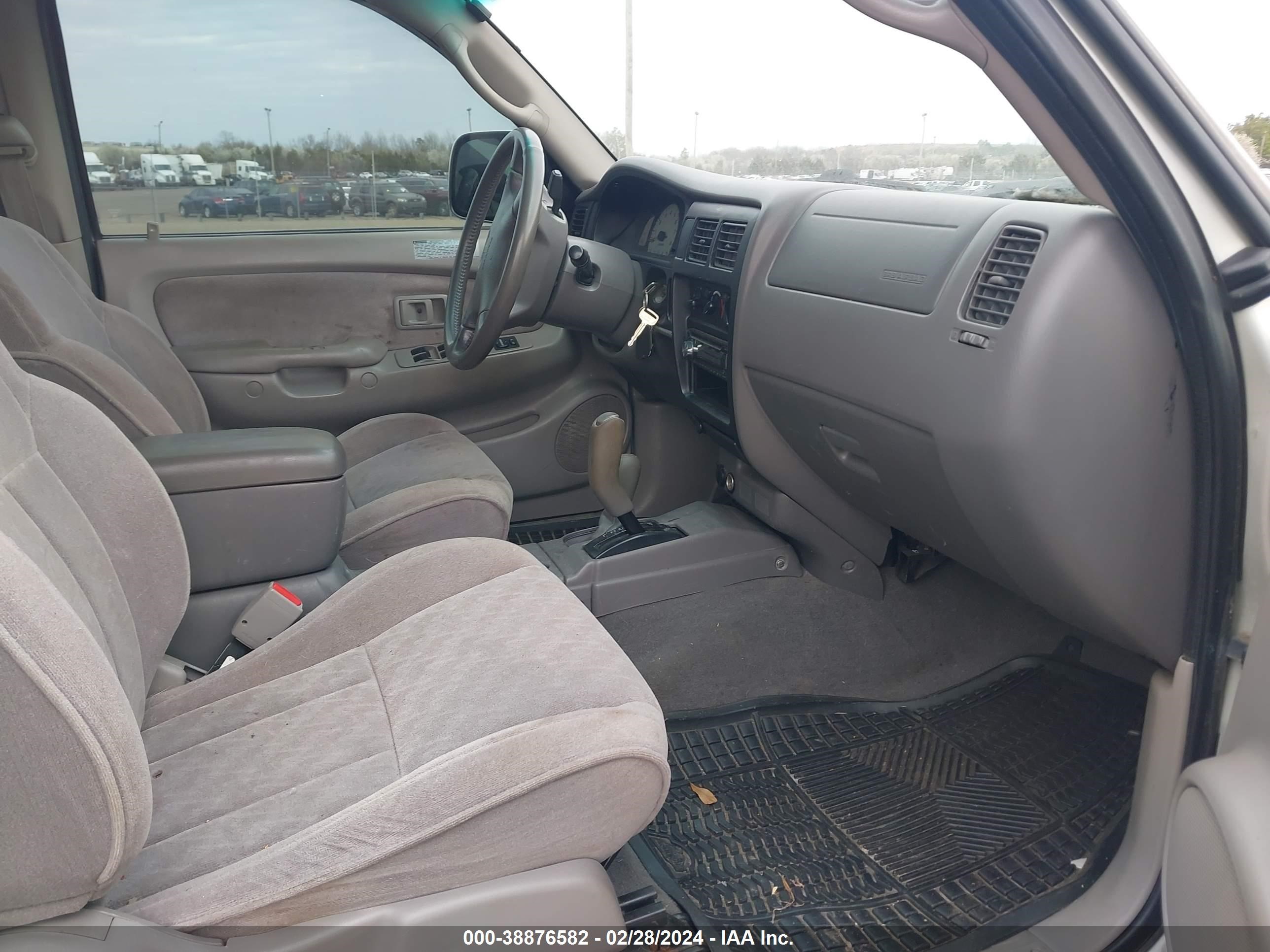 Photo 4 VIN: 5TEHN72N63Z270523 - TOYOTA TACOMA 