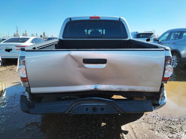 Photo 5 VIN: 5TEJU4GN6AZ690355 - TOYOTA TACOMA DOU 