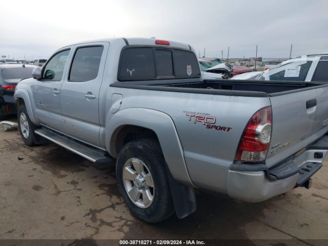 Photo 2 VIN: 5TEJU4GNXAZ685059 - TOYOTA TACOMA 