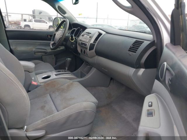 Photo 4 VIN: 5TEJU4GNXAZ685059 - TOYOTA TACOMA 