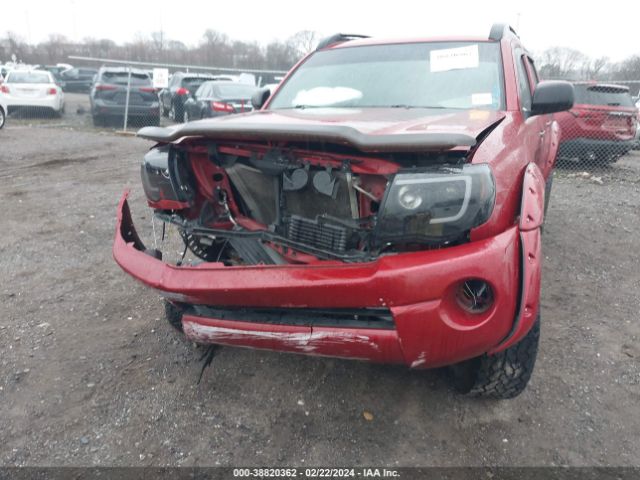 Photo 5 VIN: 5TEJU4GNXAZ695784 - TOYOTA TACOMA 