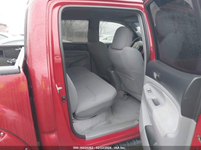 Photo 7 VIN: 5TEJU4GNXAZ695784 - TOYOTA TACOMA 