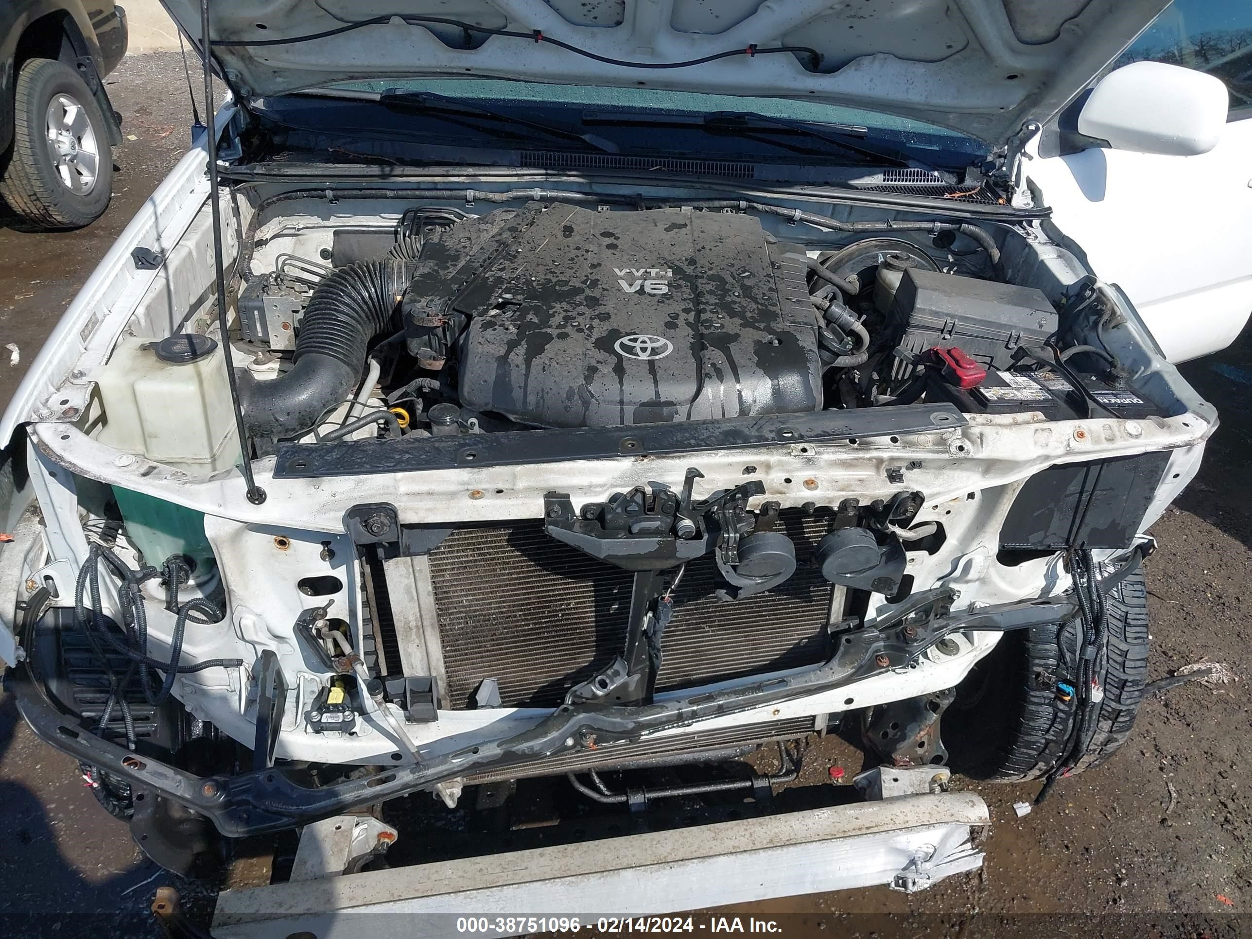 Photo 9 VIN: 5TEJU62N05Z131134 - TOYOTA TACOMA 