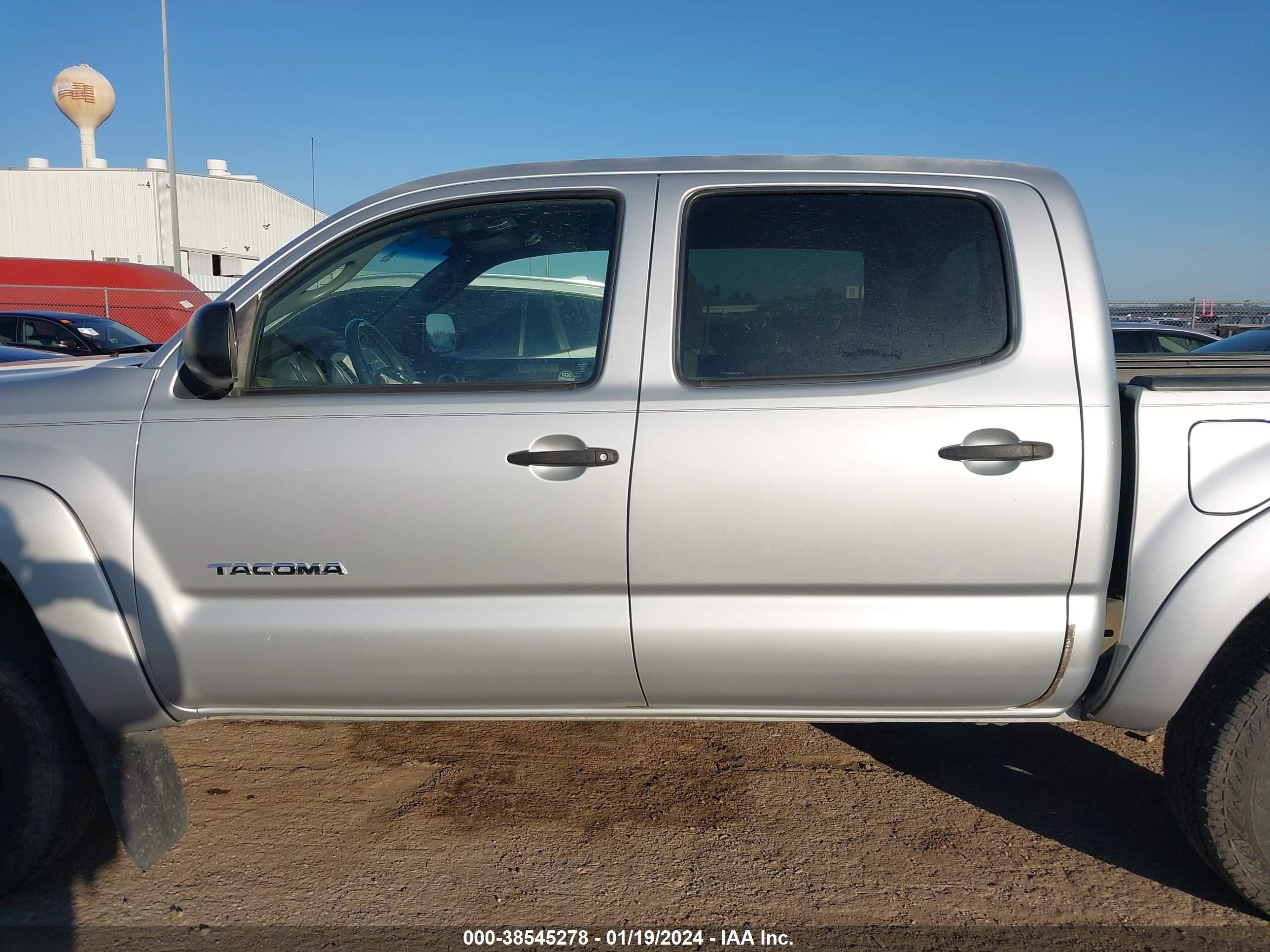 Photo 14 VIN: 5TEJU62N26Z187416 - TOYOTA TACOMA 