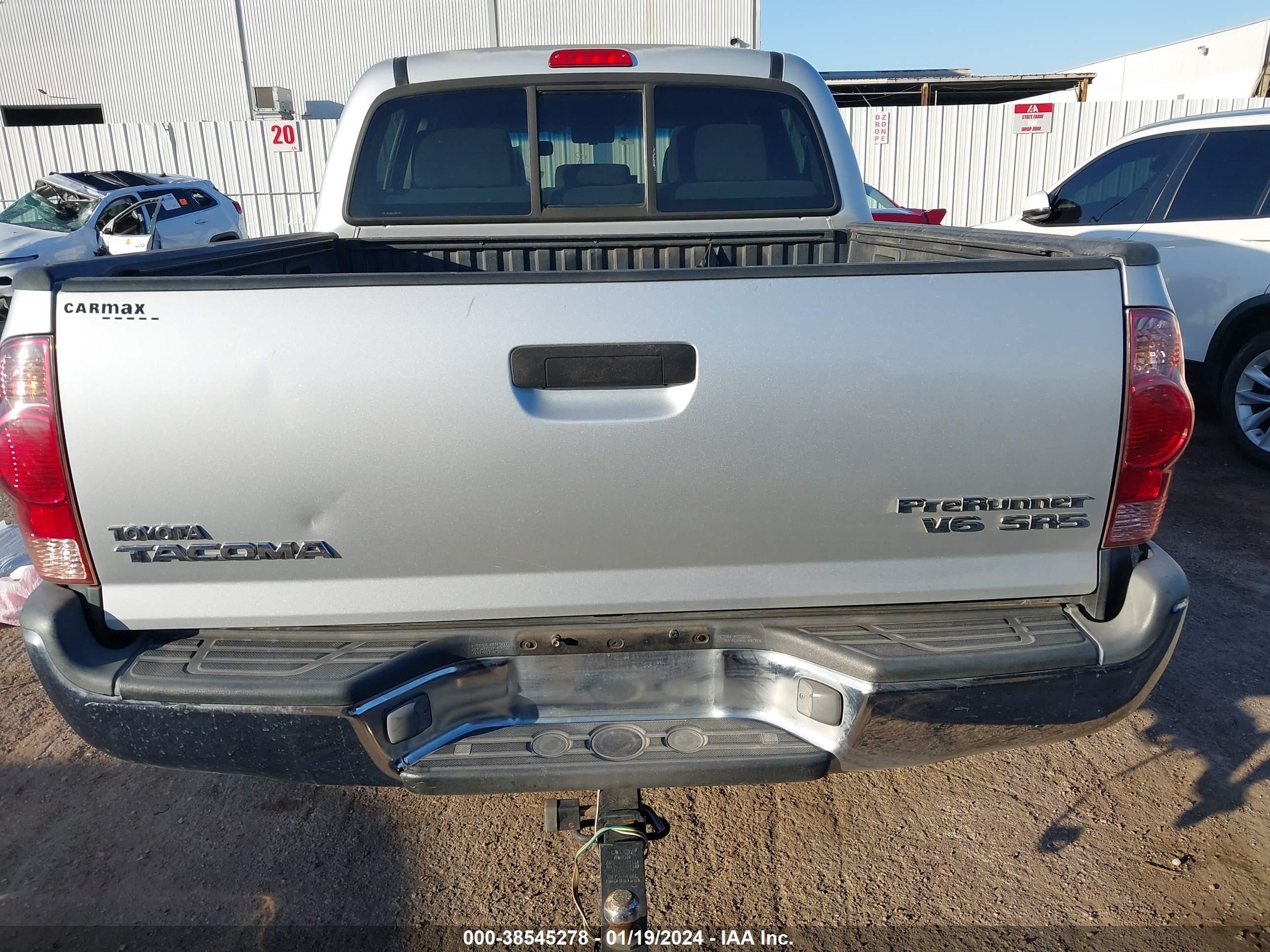 Photo 16 VIN: 5TEJU62N26Z187416 - TOYOTA TACOMA 