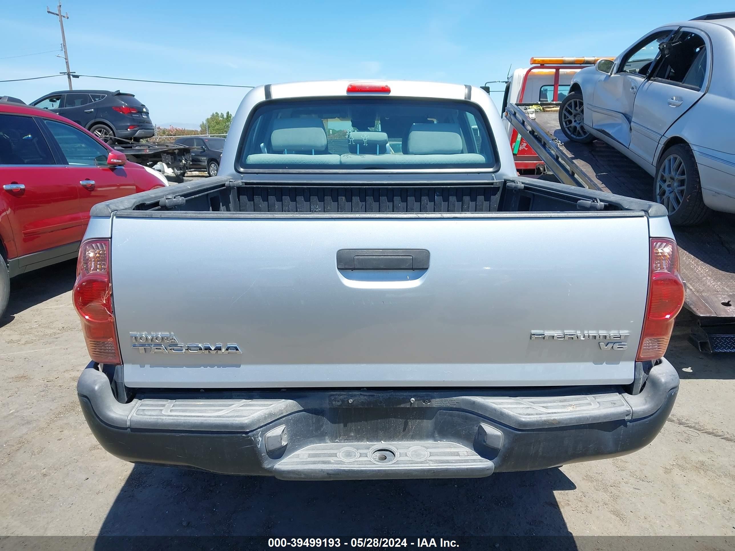 Photo 16 VIN: 5TEJU62N28Z474838 - TOYOTA TACOMA 