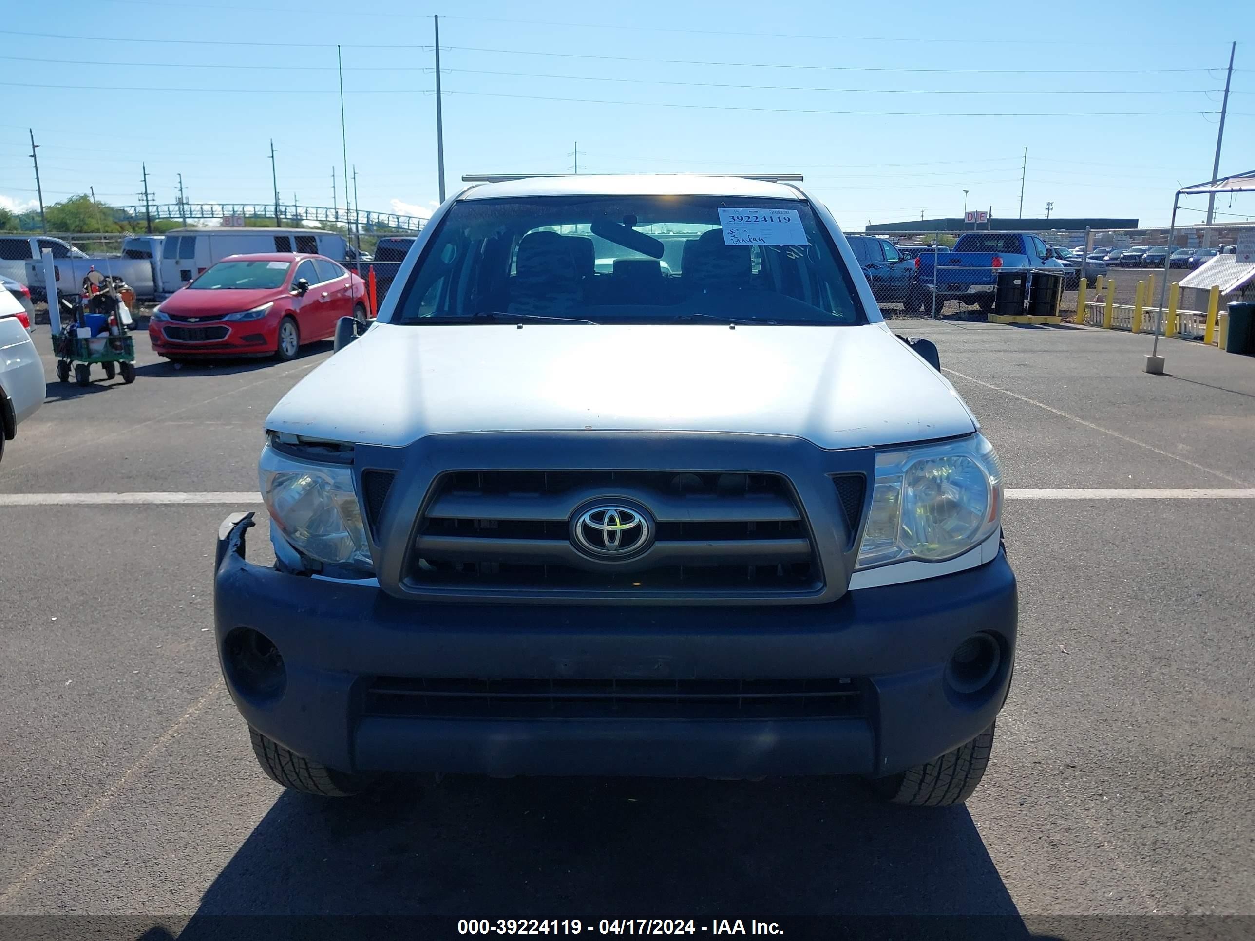 Photo 12 VIN: 5TEJU62N39Z600500 - TOYOTA TACOMA 