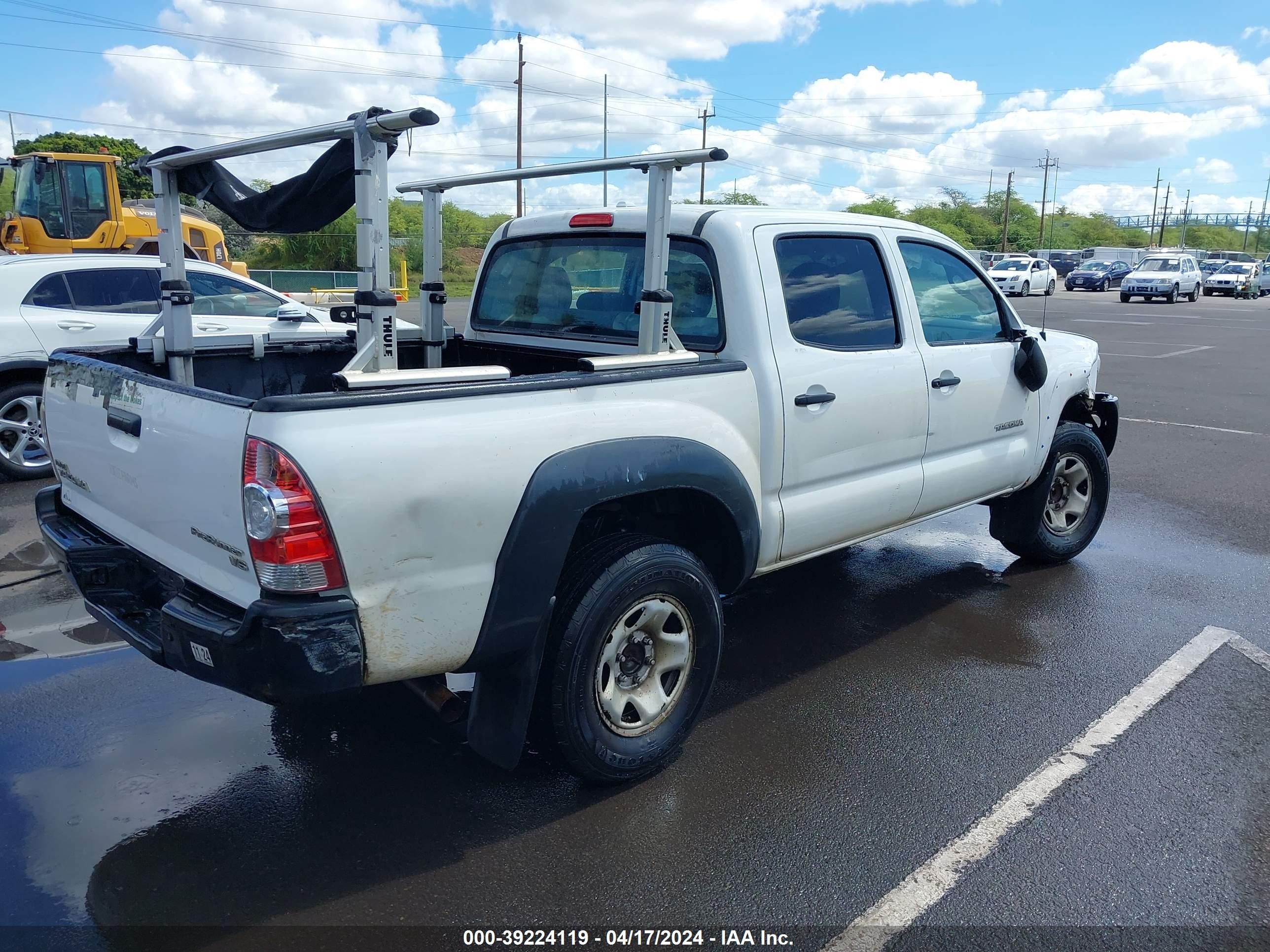 Photo 3 VIN: 5TEJU62N39Z600500 - TOYOTA TACOMA 