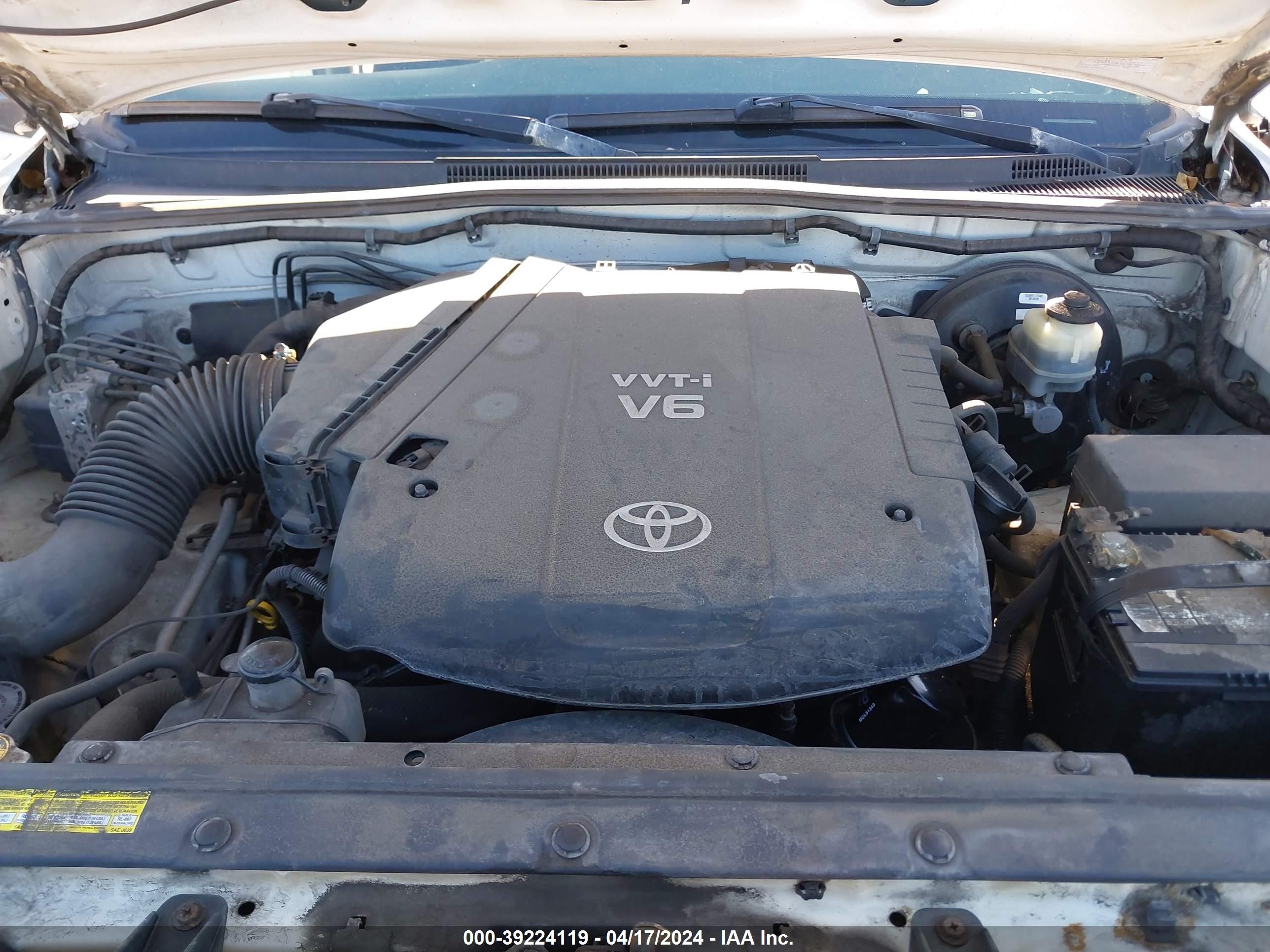 Photo 9 VIN: 5TEJU62N39Z600500 - TOYOTA TACOMA 