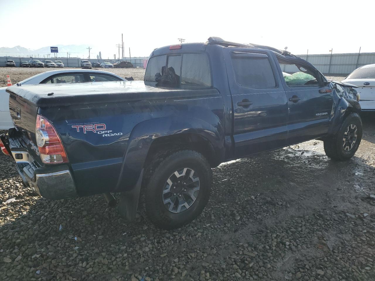 Photo 2 VIN: 5TEJU62N57Z346740 - TOYOTA TACOMA 