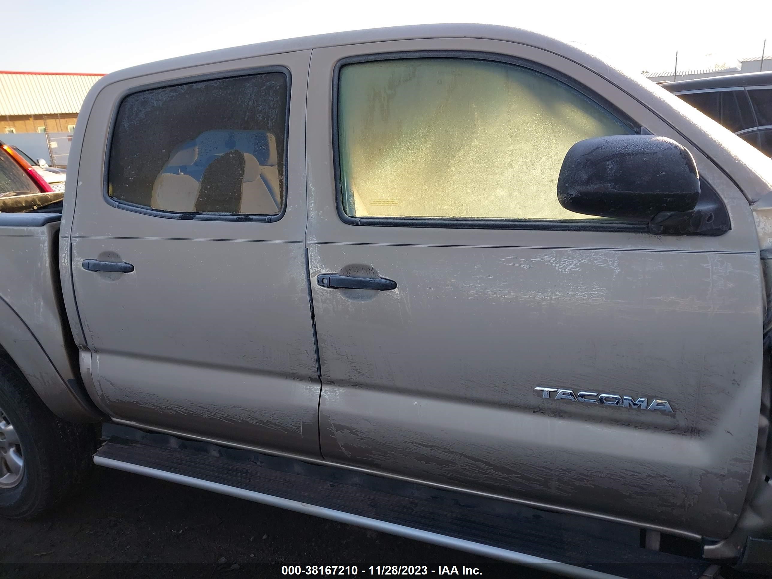 Photo 13 VIN: 5TEJU62N66Z276647 - TOYOTA TACOMA 