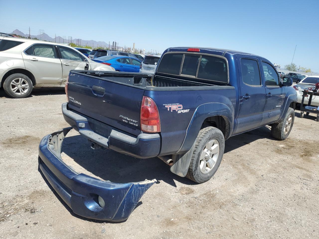 Photo 2 VIN: 5TEJU62N66Z293285 - TOYOTA TACOMA 