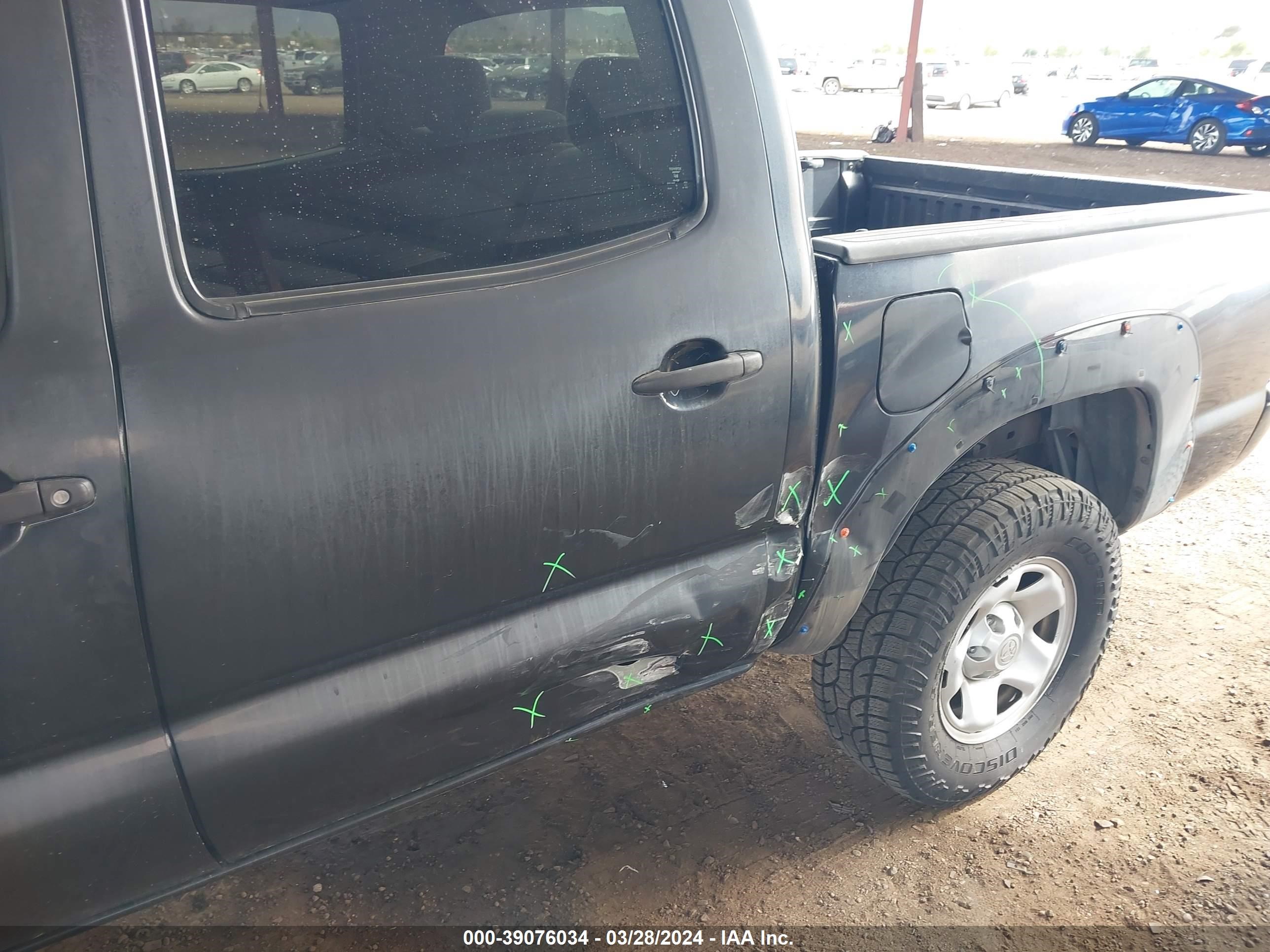 Photo 5 VIN: 5TEJU62N68Z504813 - TOYOTA TACOMA 