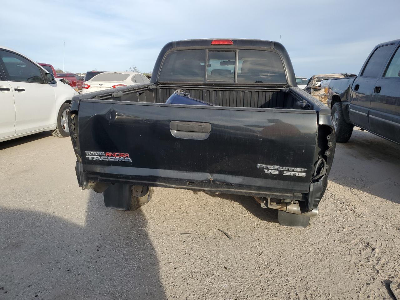 Photo 5 VIN: 5TEJU62N76Z317884 - TOYOTA TACOMA 