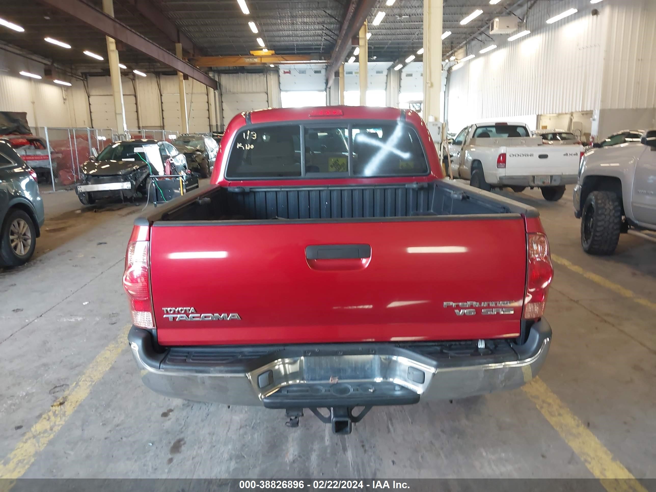 Photo 14 VIN: 5TEJU62N85Z073869 - TOYOTA TACOMA 