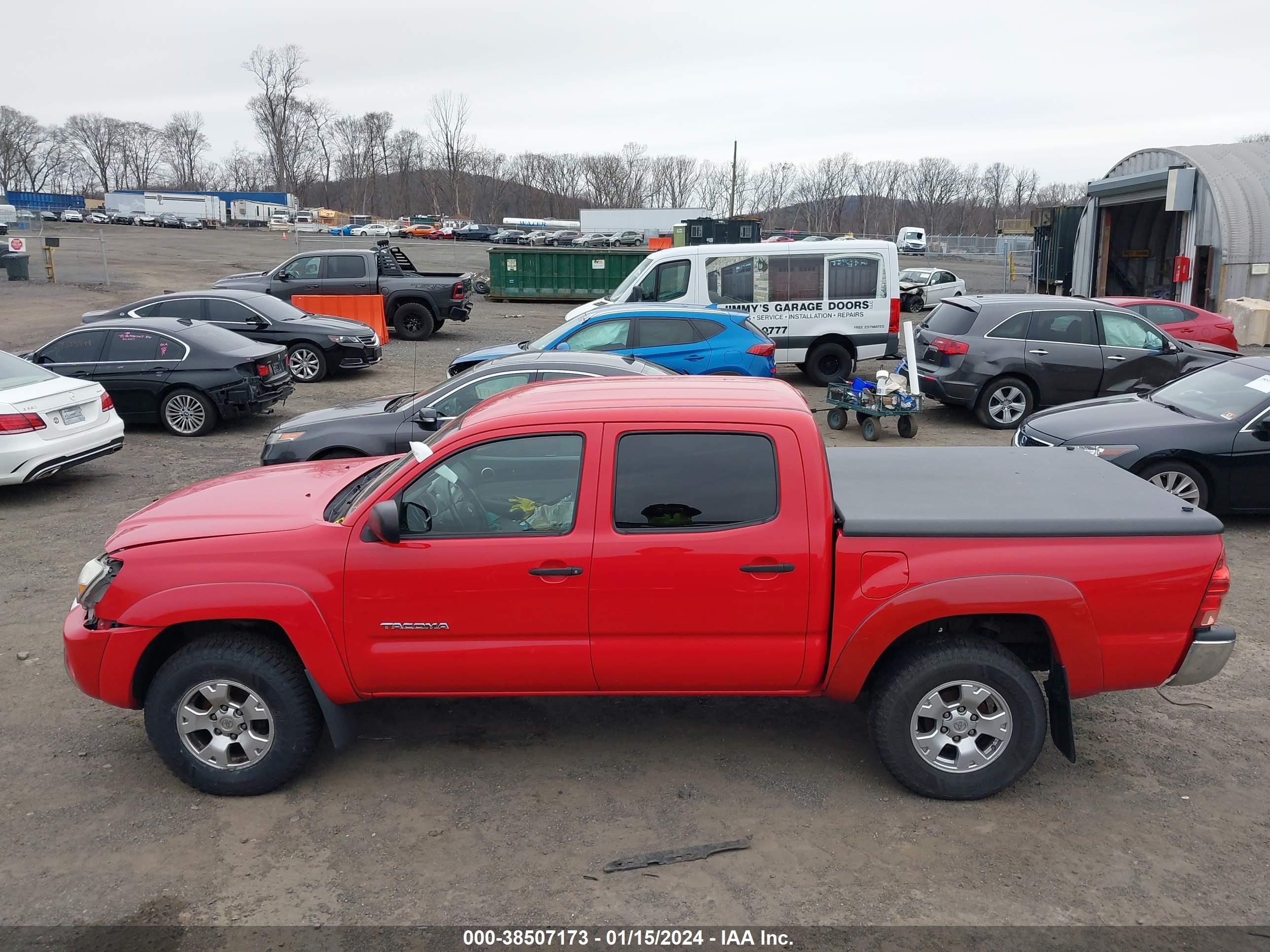 Photo 13 VIN: 5TEJU62N86Z311785 - TOYOTA TACOMA 