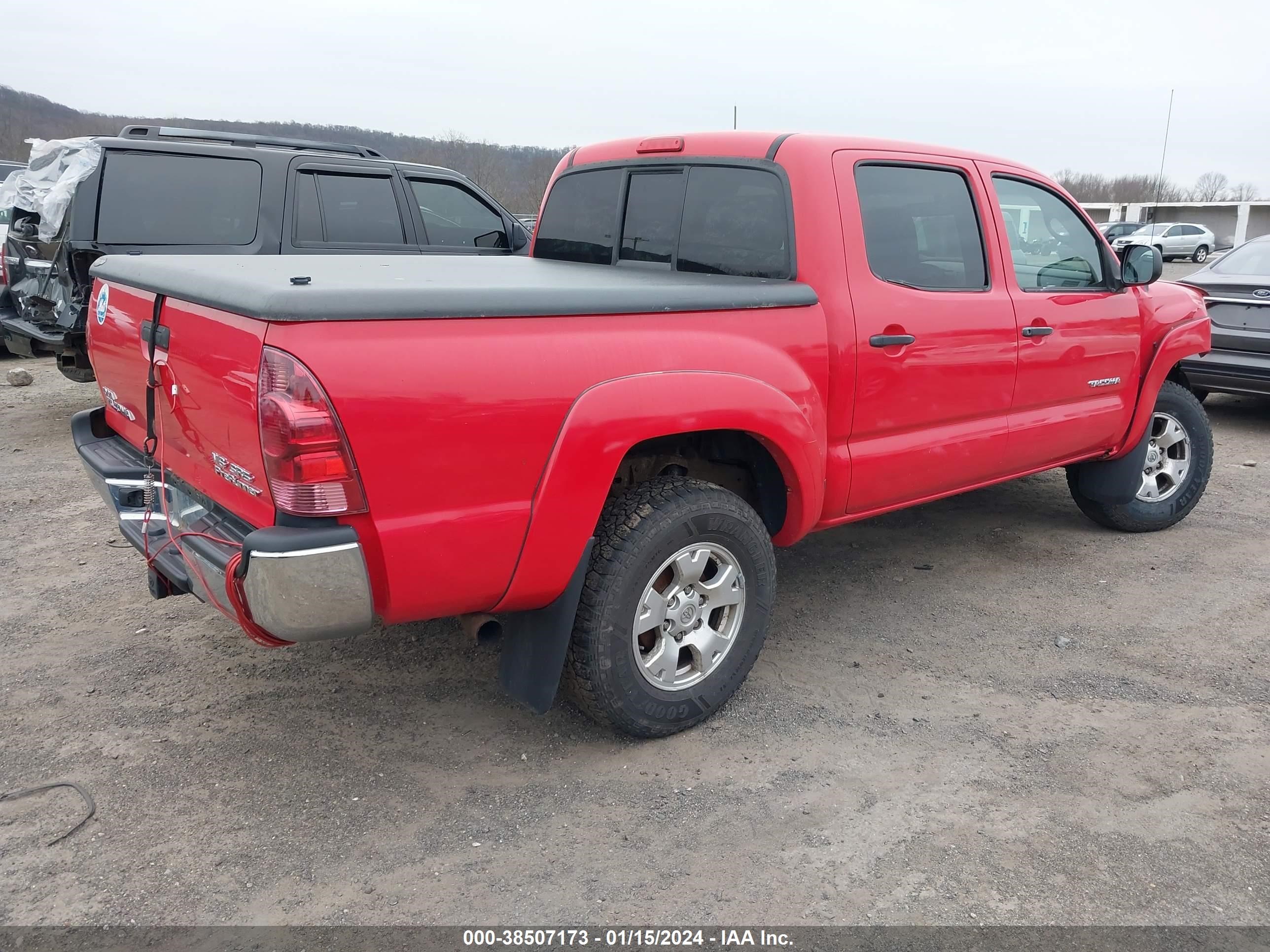 Photo 3 VIN: 5TEJU62N86Z311785 - TOYOTA TACOMA 