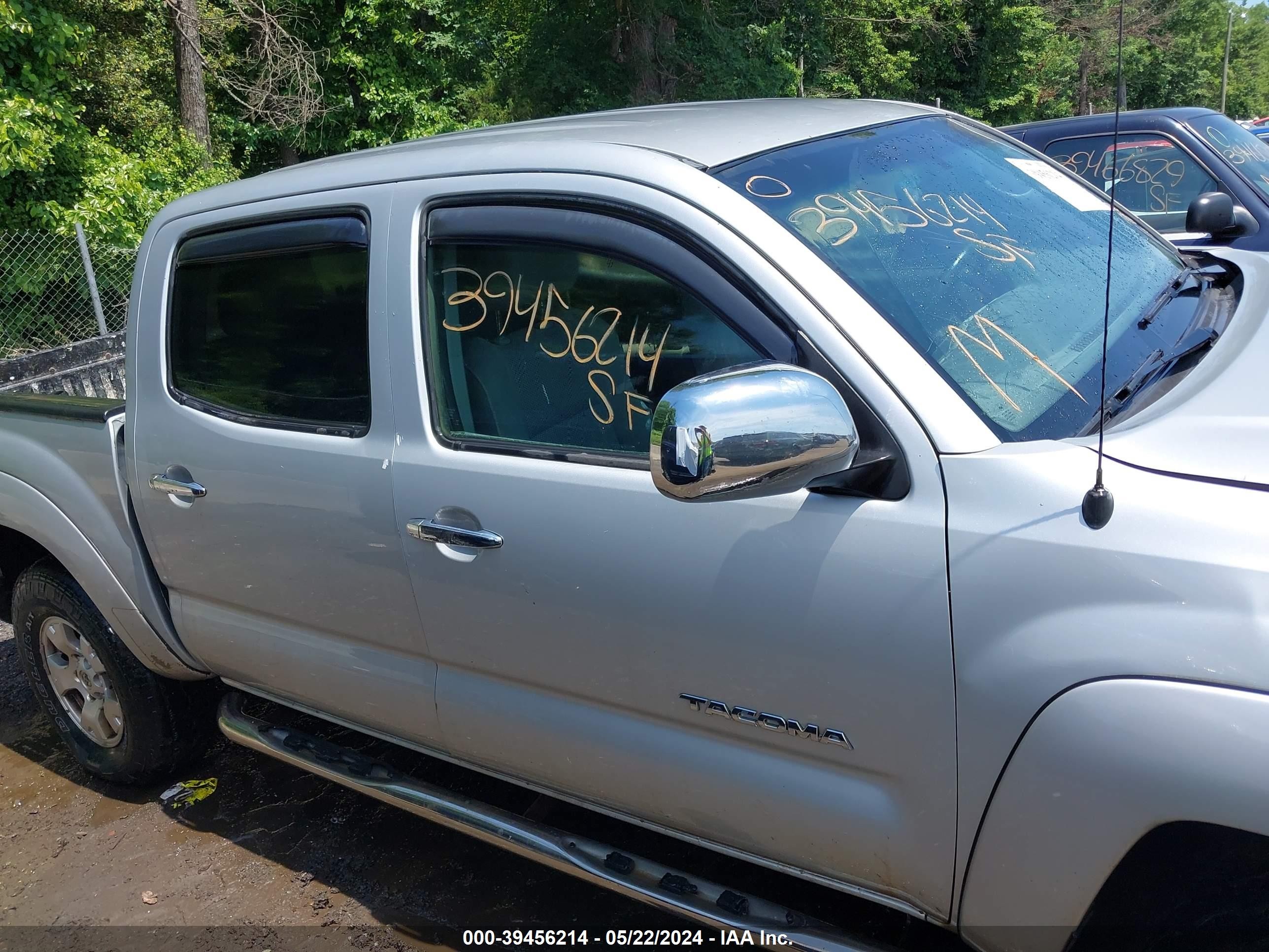 Photo 13 VIN: 5TEJU62N95Z052254 - TOYOTA TACOMA 