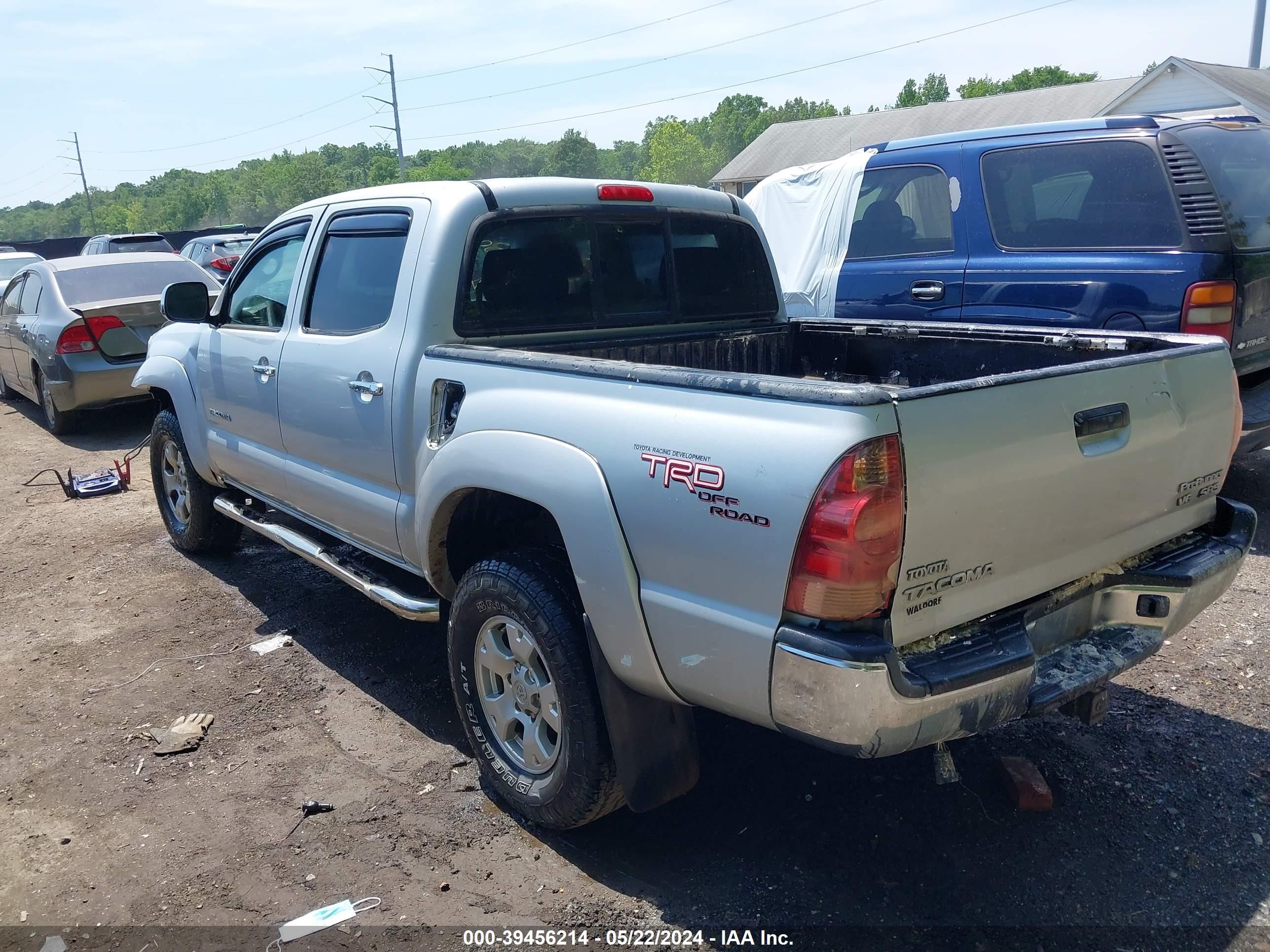 Photo 2 VIN: 5TEJU62N95Z052254 - TOYOTA TACOMA 