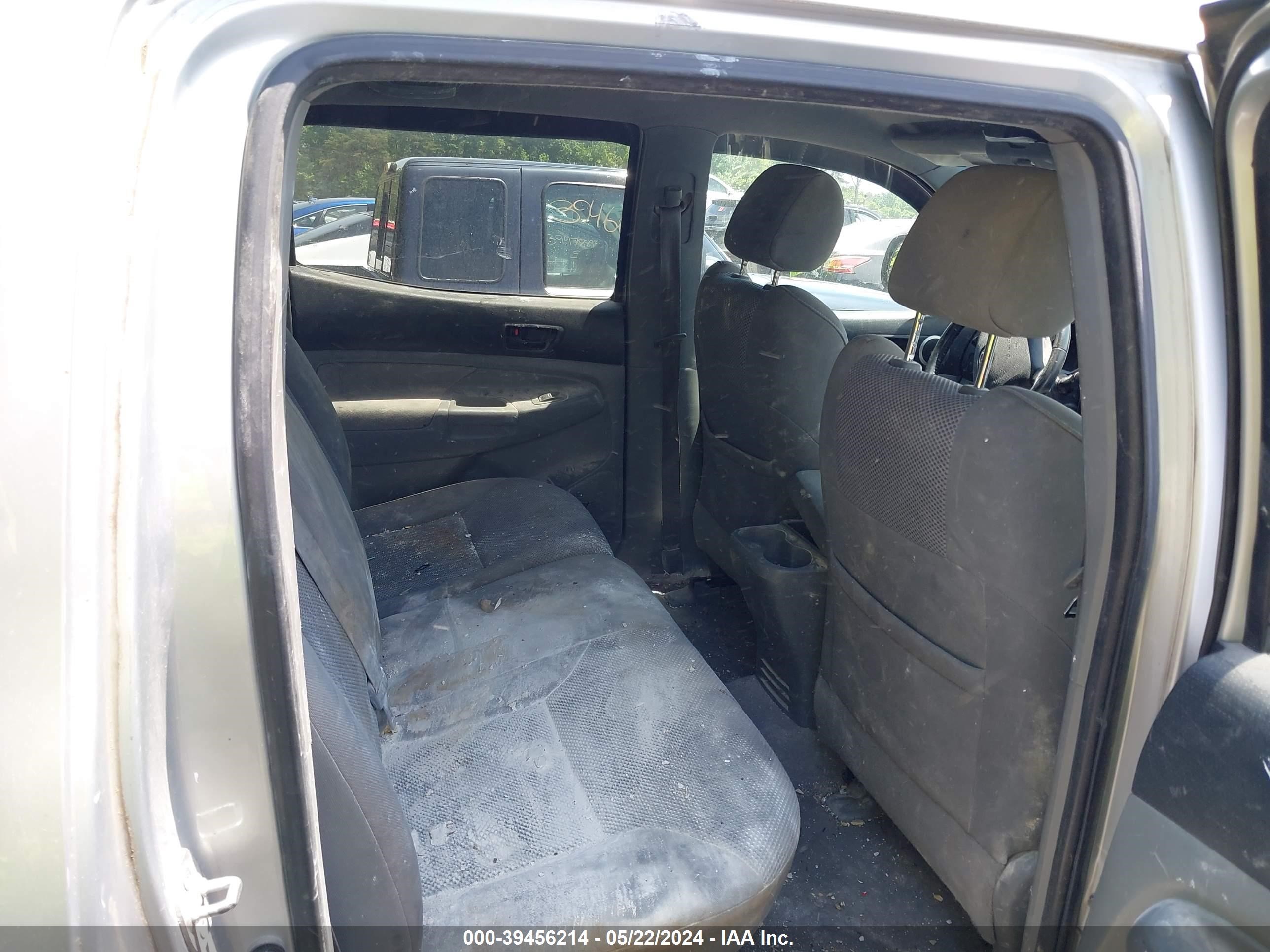 Photo 7 VIN: 5TEJU62N95Z052254 - TOYOTA TACOMA 