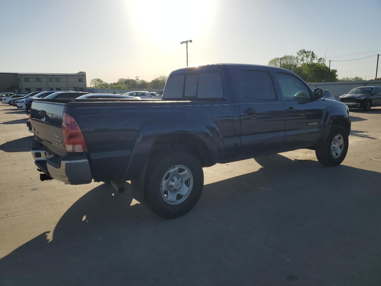 Photo 2 VIN: 5TEKU72N35Z054656 - TOYOTA TACOMA 