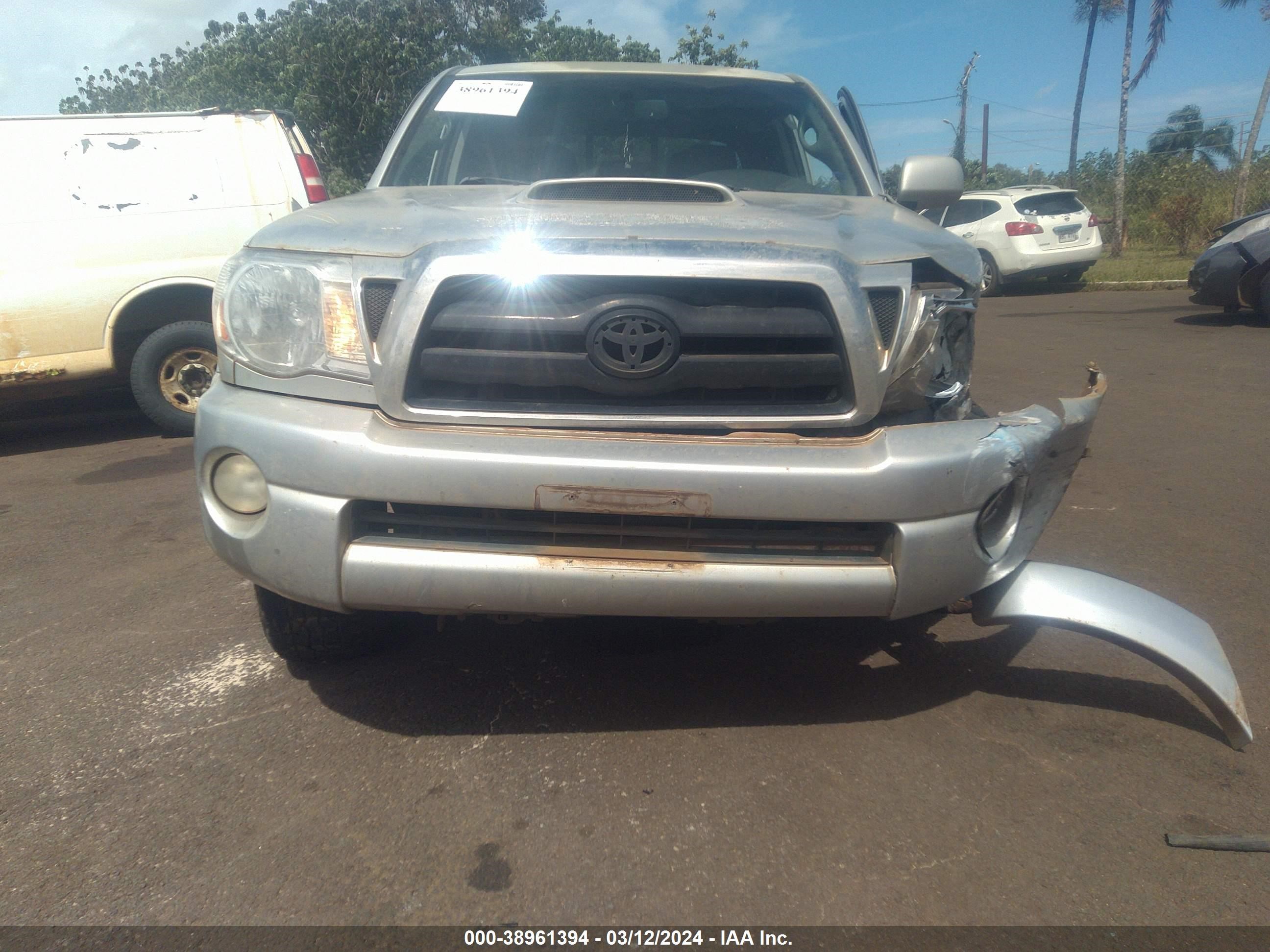 Photo 11 VIN: 5TEKU72N37Z364633 - TOYOTA TACOMA 