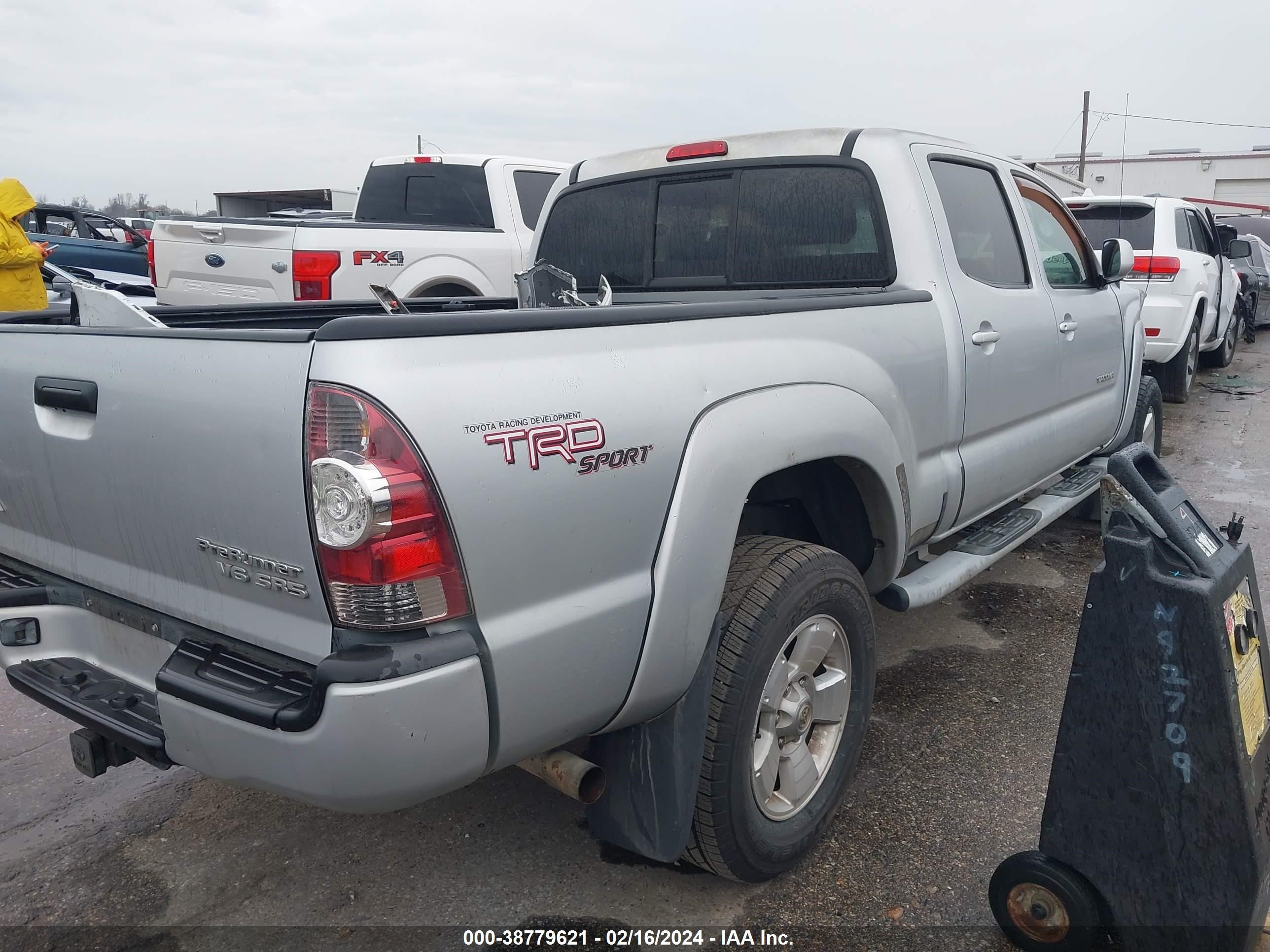 Photo 3 VIN: 5TEKU72N58Z508457 - TOYOTA TACOMA 