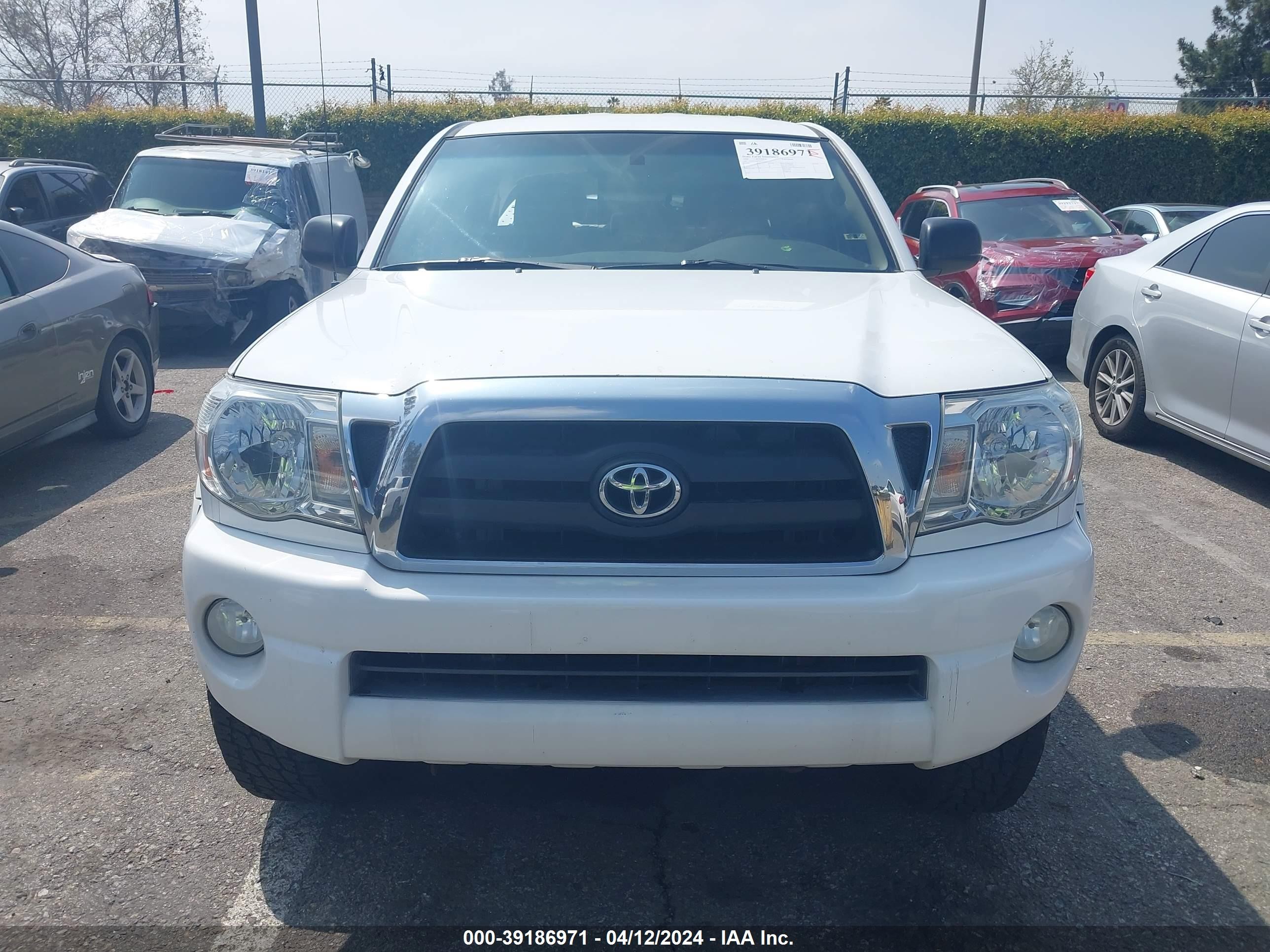 Photo 11 VIN: 5TEKU72N96Z222415 - TOYOTA TACOMA 