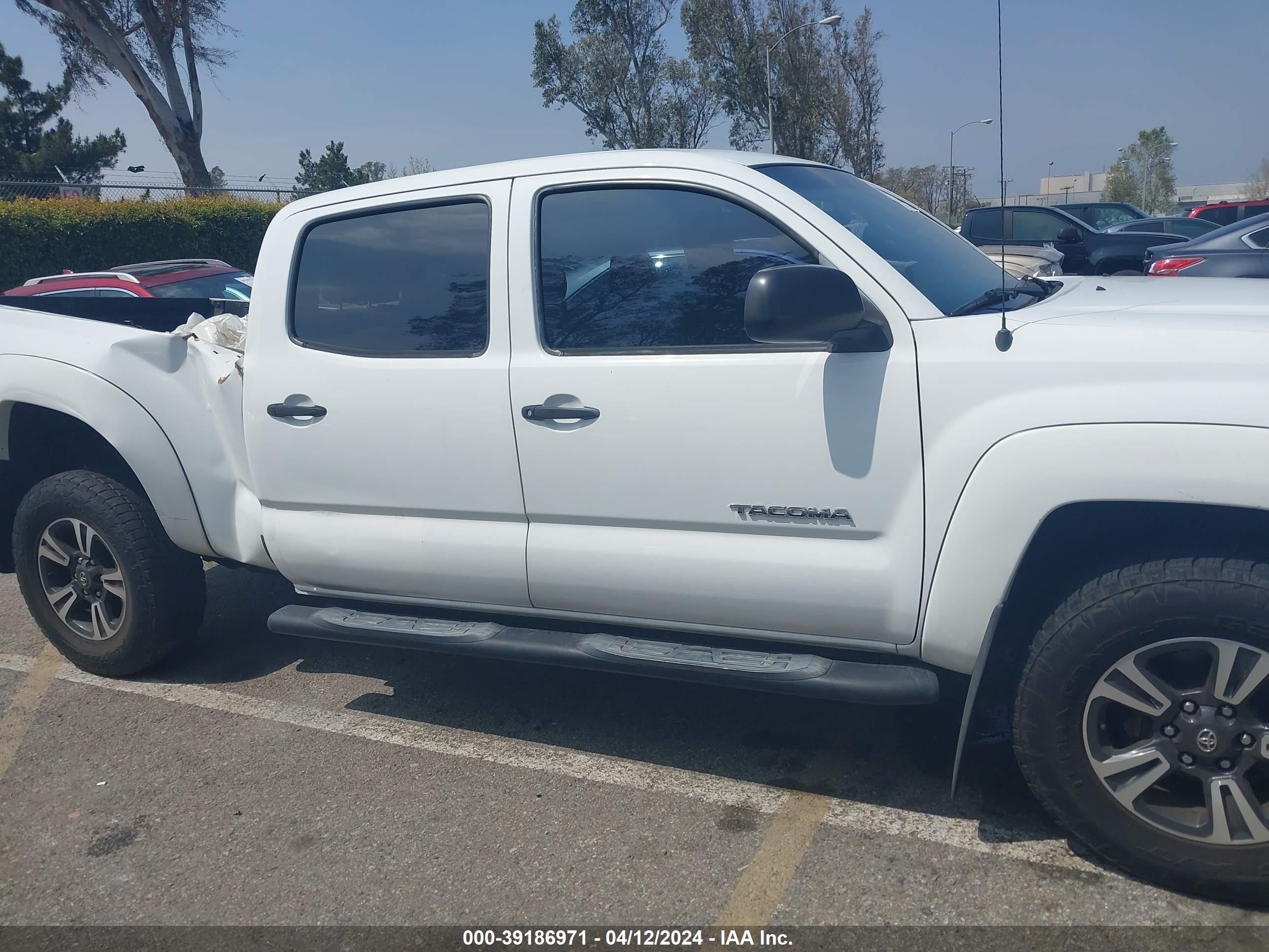 Photo 12 VIN: 5TEKU72N96Z222415 - TOYOTA TACOMA 