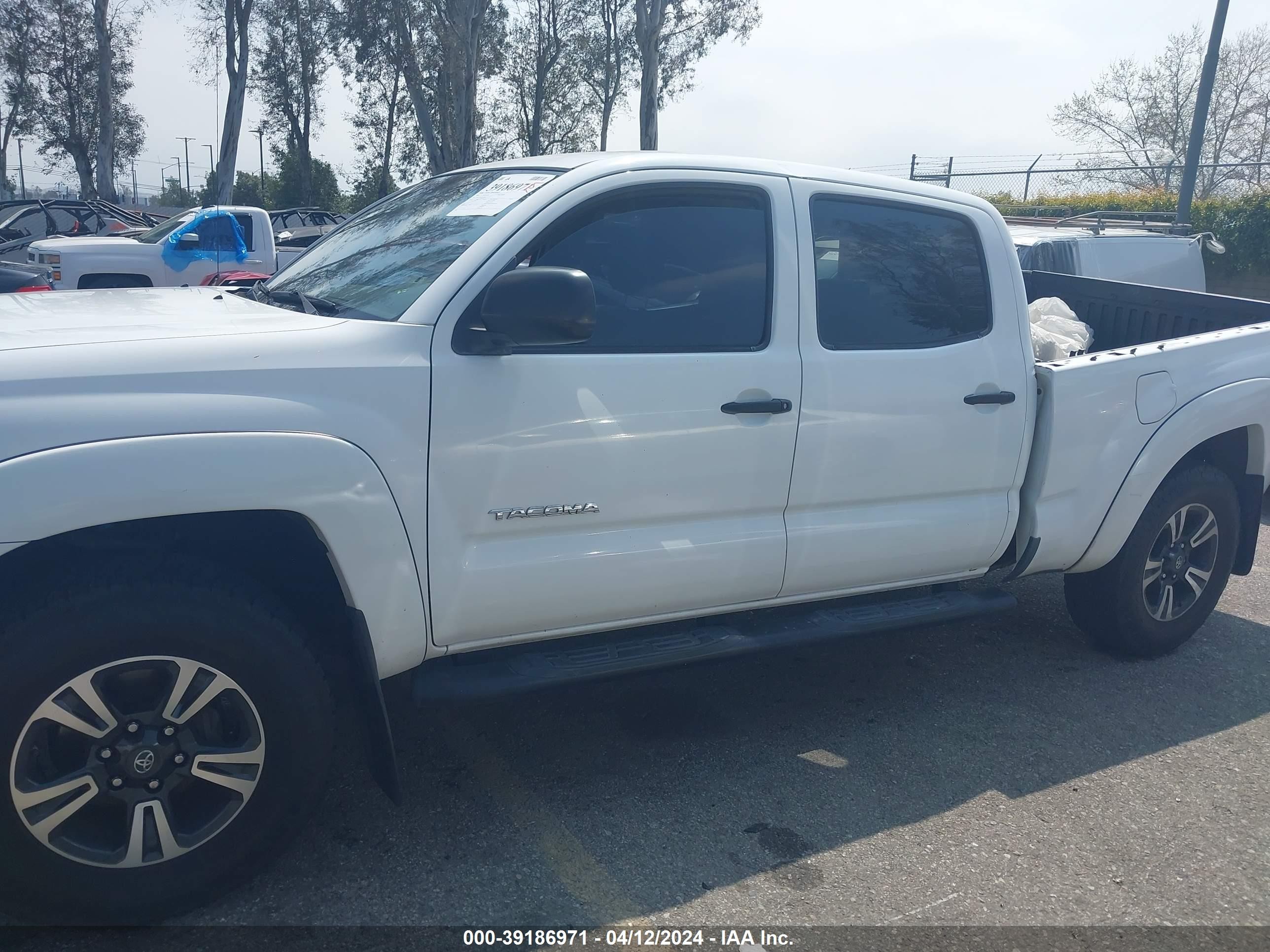 Photo 13 VIN: 5TEKU72N96Z222415 - TOYOTA TACOMA 