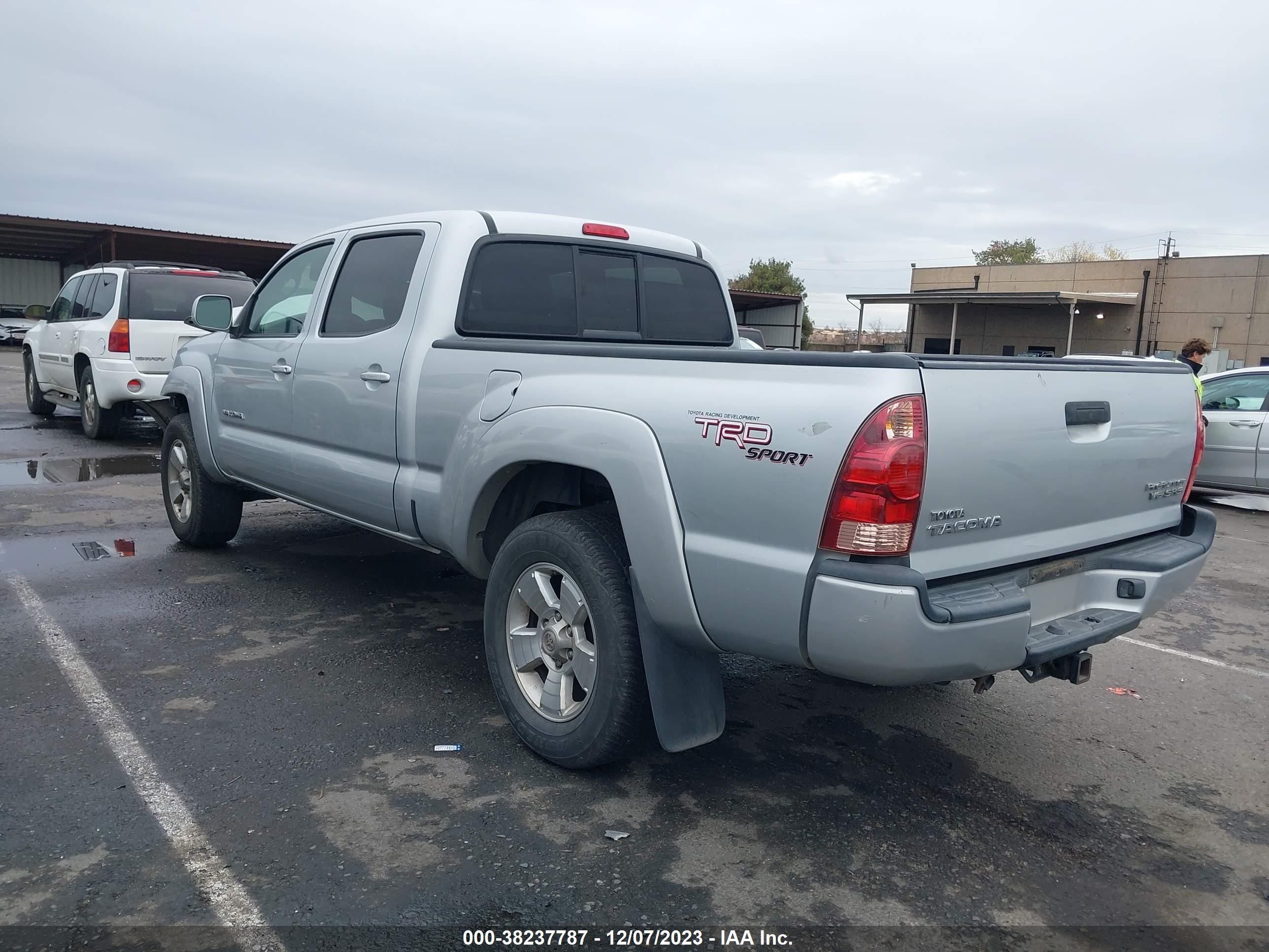 Photo 2 VIN: 5TEKU72N96Z304435 - TOYOTA TACOMA 