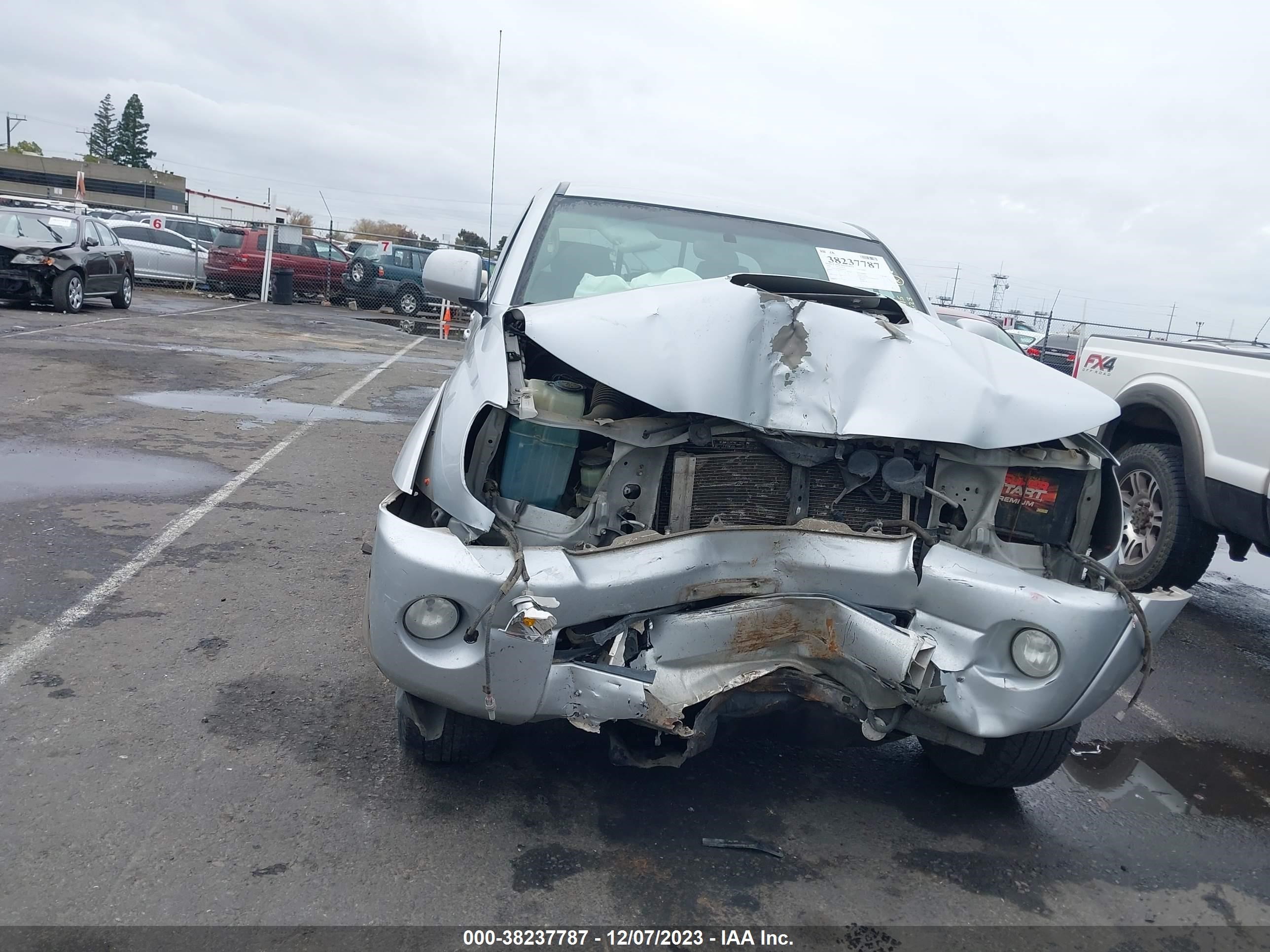 Photo 5 VIN: 5TEKU72N96Z304435 - TOYOTA TACOMA 