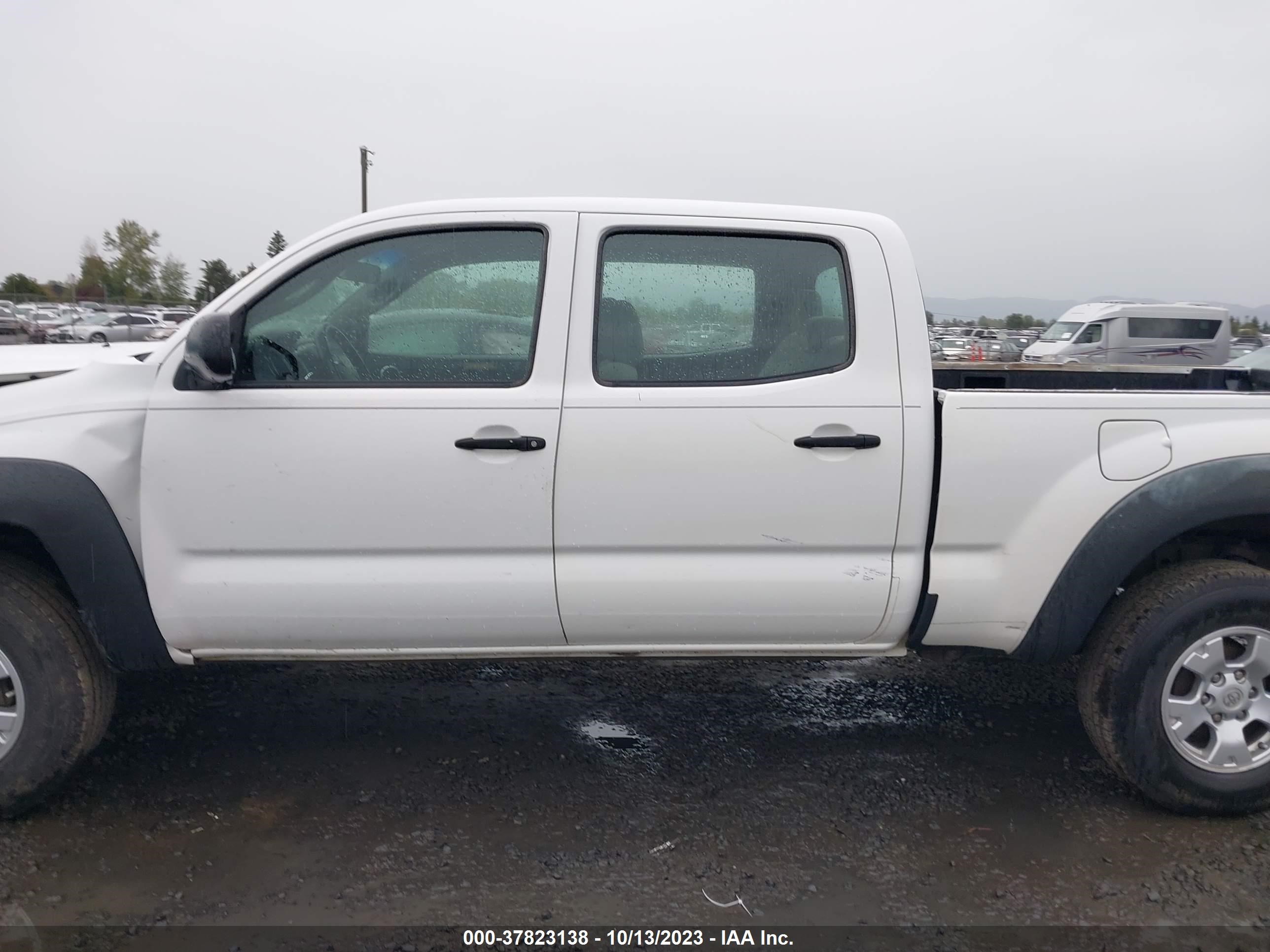 Photo 14 VIN: 5TEKU72N98Z475964 - TOYOTA TACOMA 