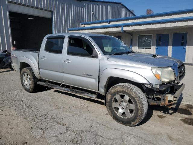 Photo 3 VIN: 5TELU42N05Z009533 - TOYOTA TACOMA DOU 