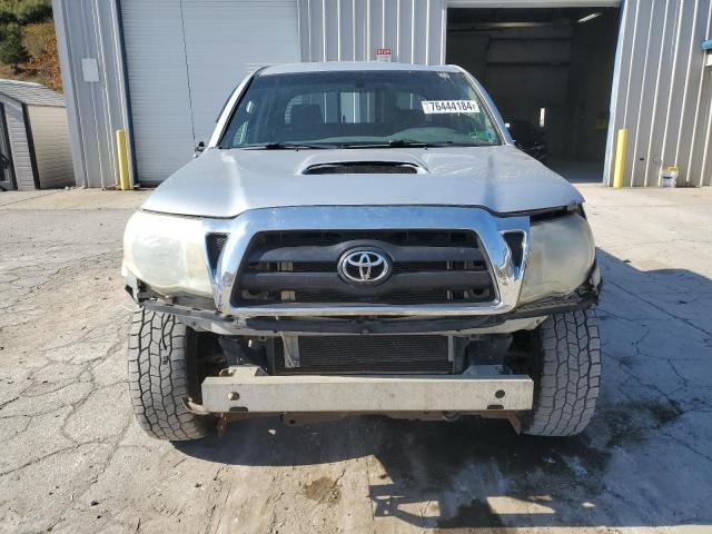 Photo 4 VIN: 5TELU42N05Z009533 - TOYOTA TACOMA DOU 