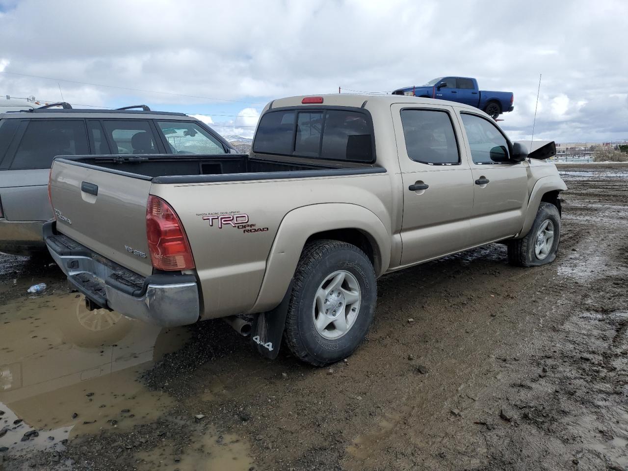 Photo 2 VIN: 5TELU42N05Z085799 - TOYOTA TACOMA 