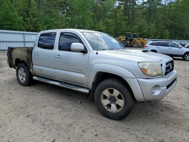 Photo 3 VIN: 5TELU42N15Z115781 - TOYOTA TACOMA DOU 