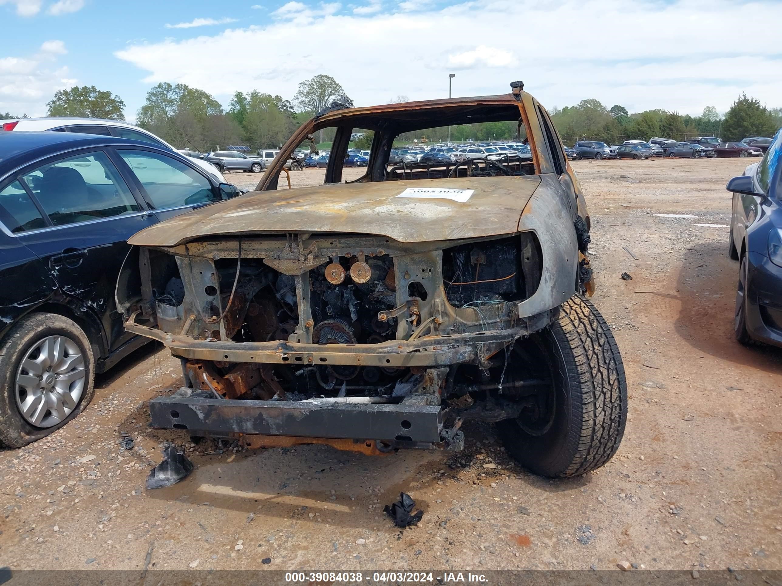 Photo 5 VIN: 5TELU42N16Z319014 - TOYOTA TACOMA 